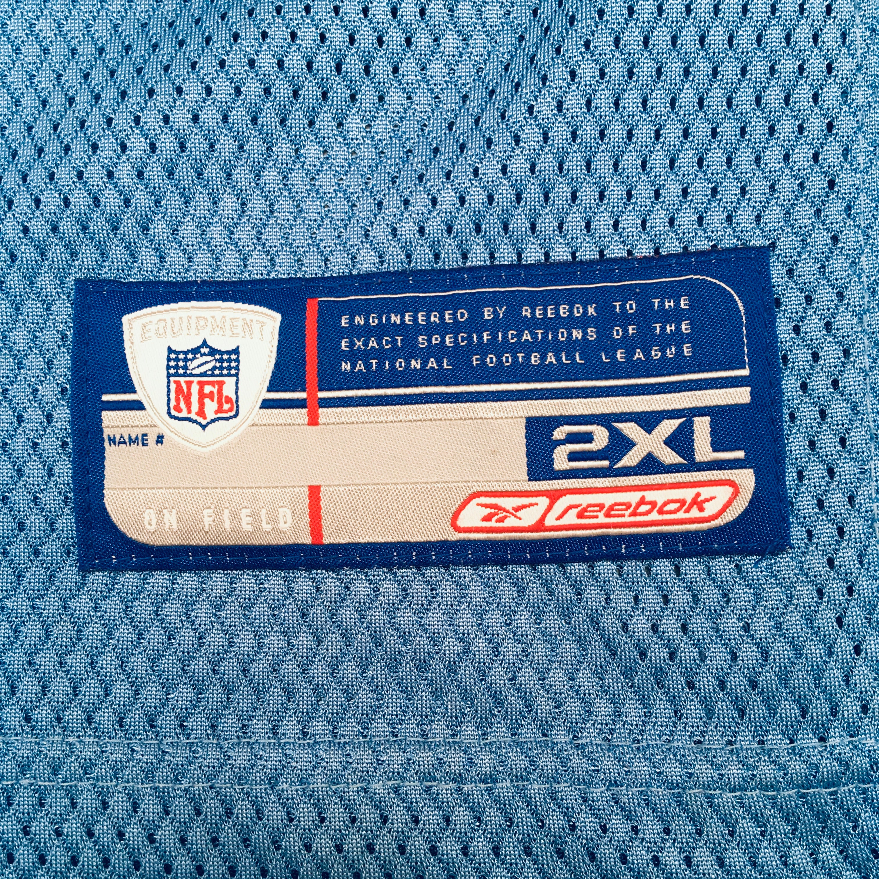 Tennessee Titans Steve McNair 2003/04 Jersey XXL - Authentic NFL Football Fan Gear for Game Day & Sports Memorabilia Collection