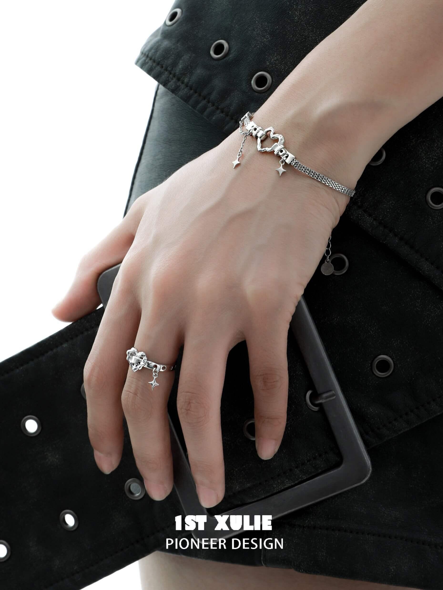 Star Trails S925 Sterling Silver Skeleton Heart Ring - Elegant Gothic Jewelry for Women, Perfect for Valentine's Day, Anniversary Gifts & Gothic Fashion Accessories