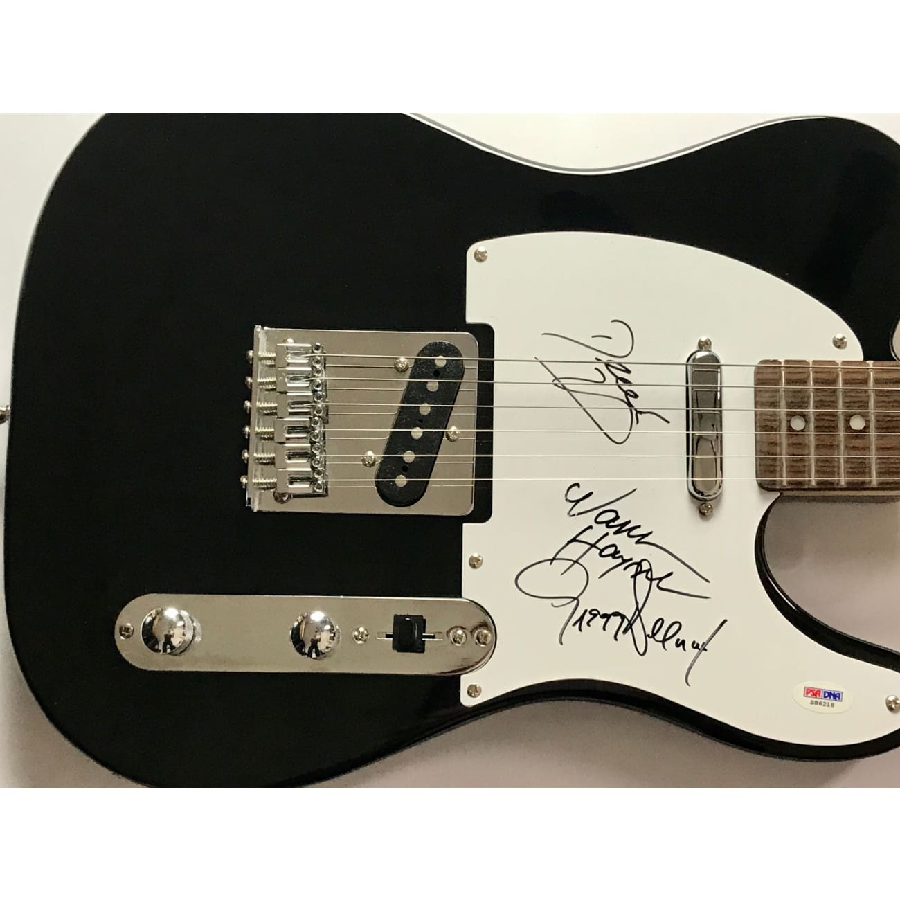 Authentic Signed Allman Brothers Guitar - Gregg Allman, Warren Haynes & Derek Trucks with PSA COA | Collectible Memorabilia for Music Fans & Vintage Instrument Enthusiasts | Perfect for Display in Music Rooms, Studios, or Collector's Showcases