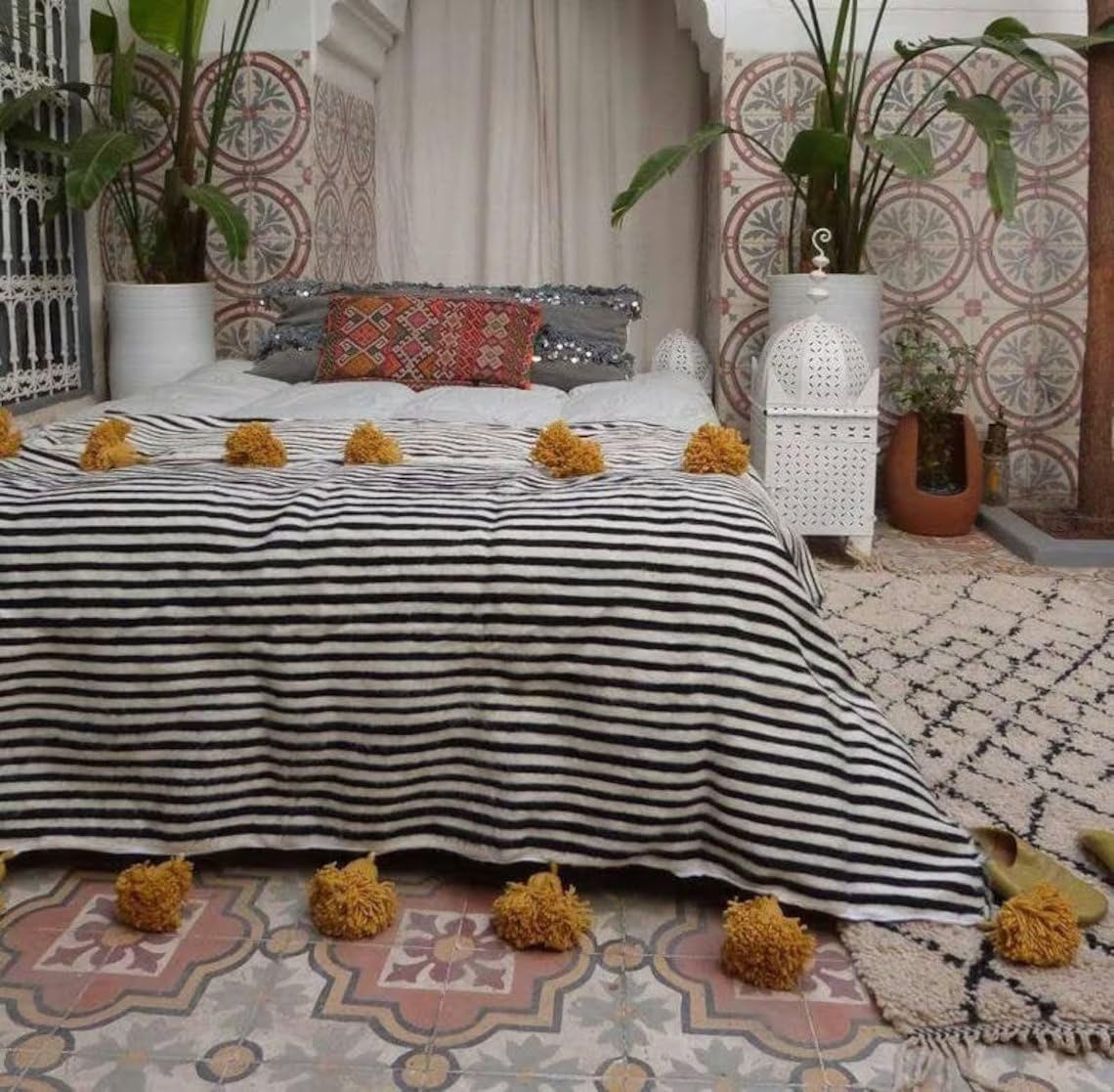 Premium Moroccan Wool Blanket - Soft Woven Throw with Tassels & Pompoms (94