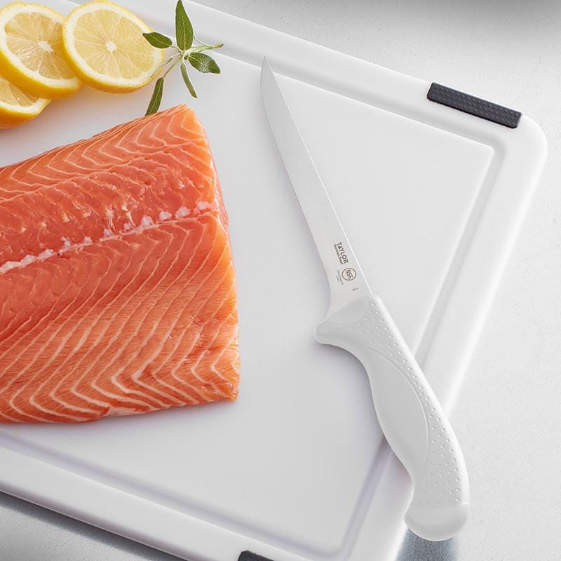 6-Inch Professional Fillet Knife - Sharp Stainless Steel Blade for Fish, Meat & Poultry - Perfect for Fishing, Hunting & Kitchen Prep
