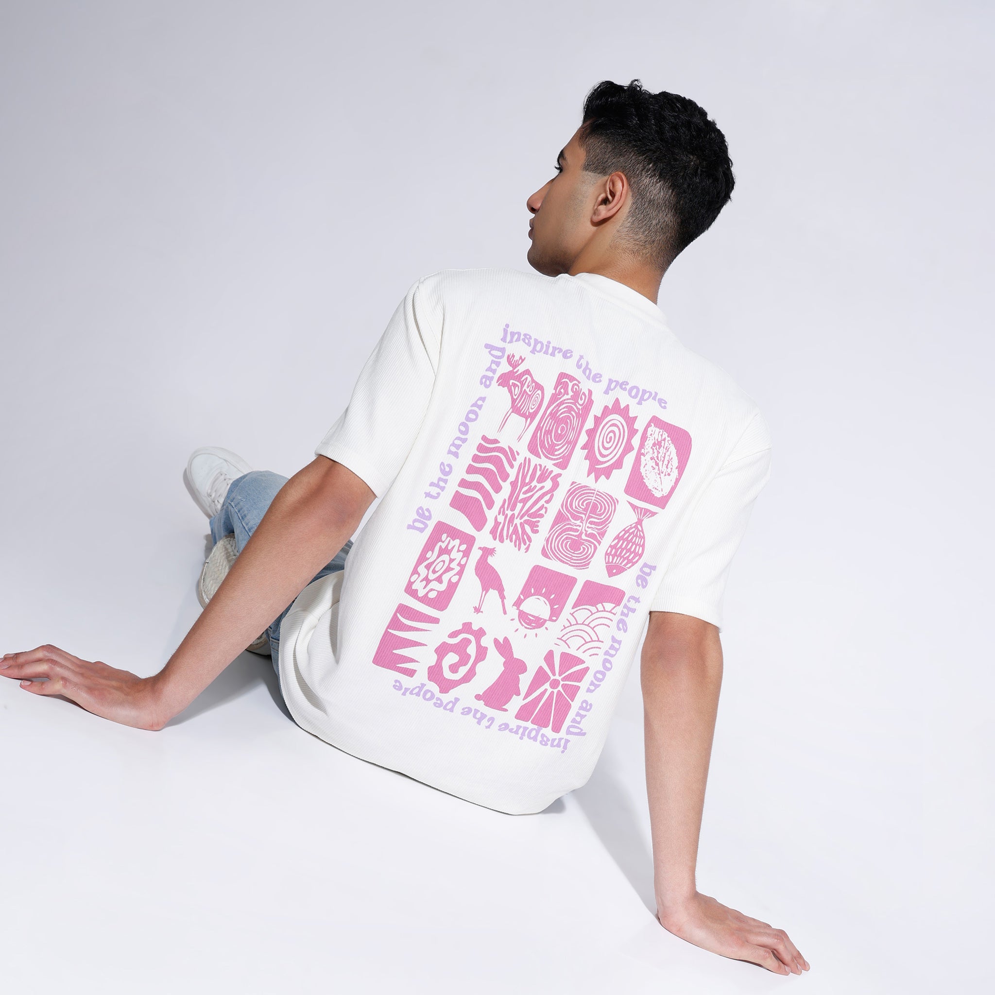 Oversized Graphic Crew Neck Karaoke T-Shirt for Men & Women - Fun Party Outfit, Casual Wear & Gift Idea