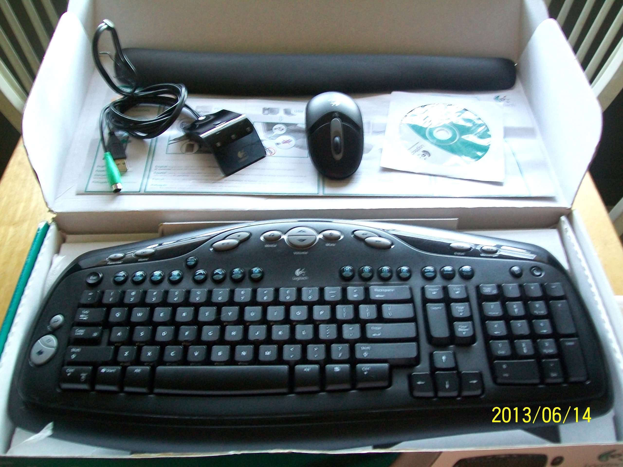 Logitech LX 300 Wireless Keyboard and Mouse Combo - Ergonomic Cordless Desktop Set with Optical Mouse for PC, Laptop, Office & Home Use