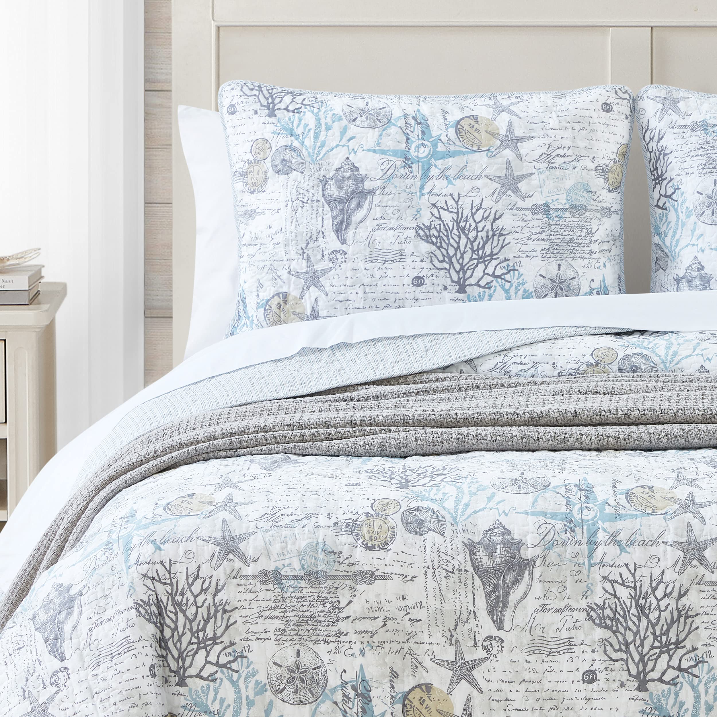 Tommy Bahama Reversible Queen Quilt Set - 100% Cotton Beach Themed Bedding with Matching Shams, All-Season Comfort in Beach Bliss Grey | Perfect for Coastal Bedrooms, Guest Rooms & Vacation Homes