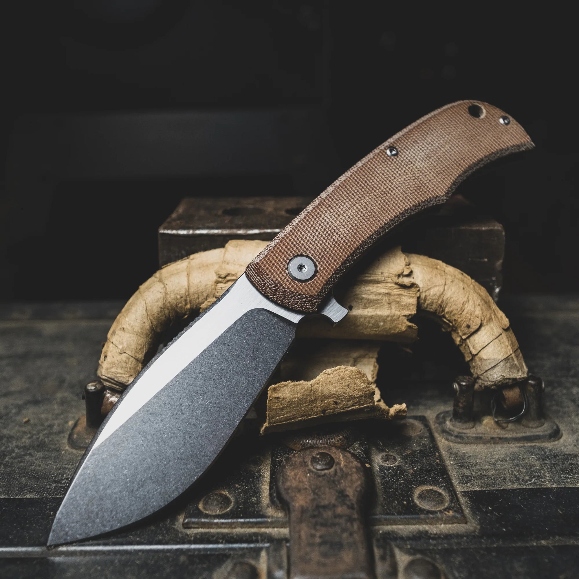 Urban EDC Nessie - Compact Everyday Carry Multi-Tool for Outdoor, Survival & Daily Use - Perfect for Hiking, Camping & Emergency Preparedness