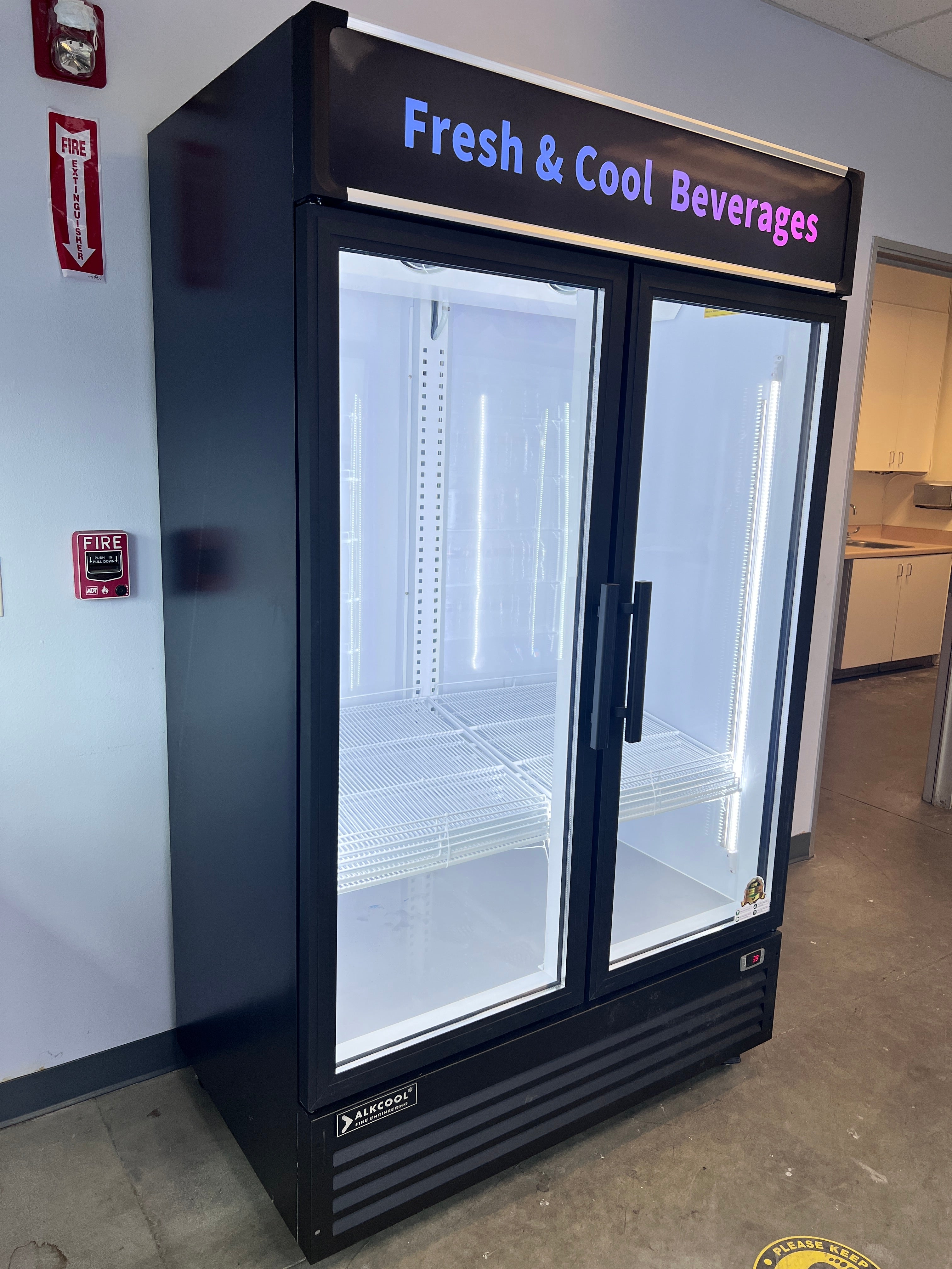 GDR47(H) Two Section Glass Door Merchandiser Refrigerator - Commercial Display Fridge for Restaurants, Cafes, and Retail Stores - Perfect for Showcasing Beverages and Perishable Goods