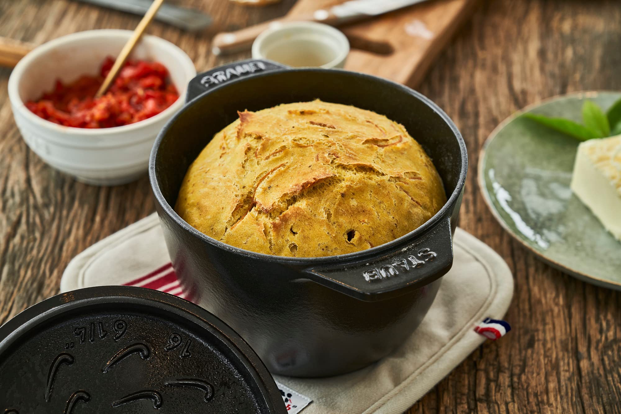 Staub 1.5 Quart Cast Iron Dutch Oven - Premium Matte Black French Cookware, Made in France | Perfect for Baking, Braising & Slow Cooking Soups