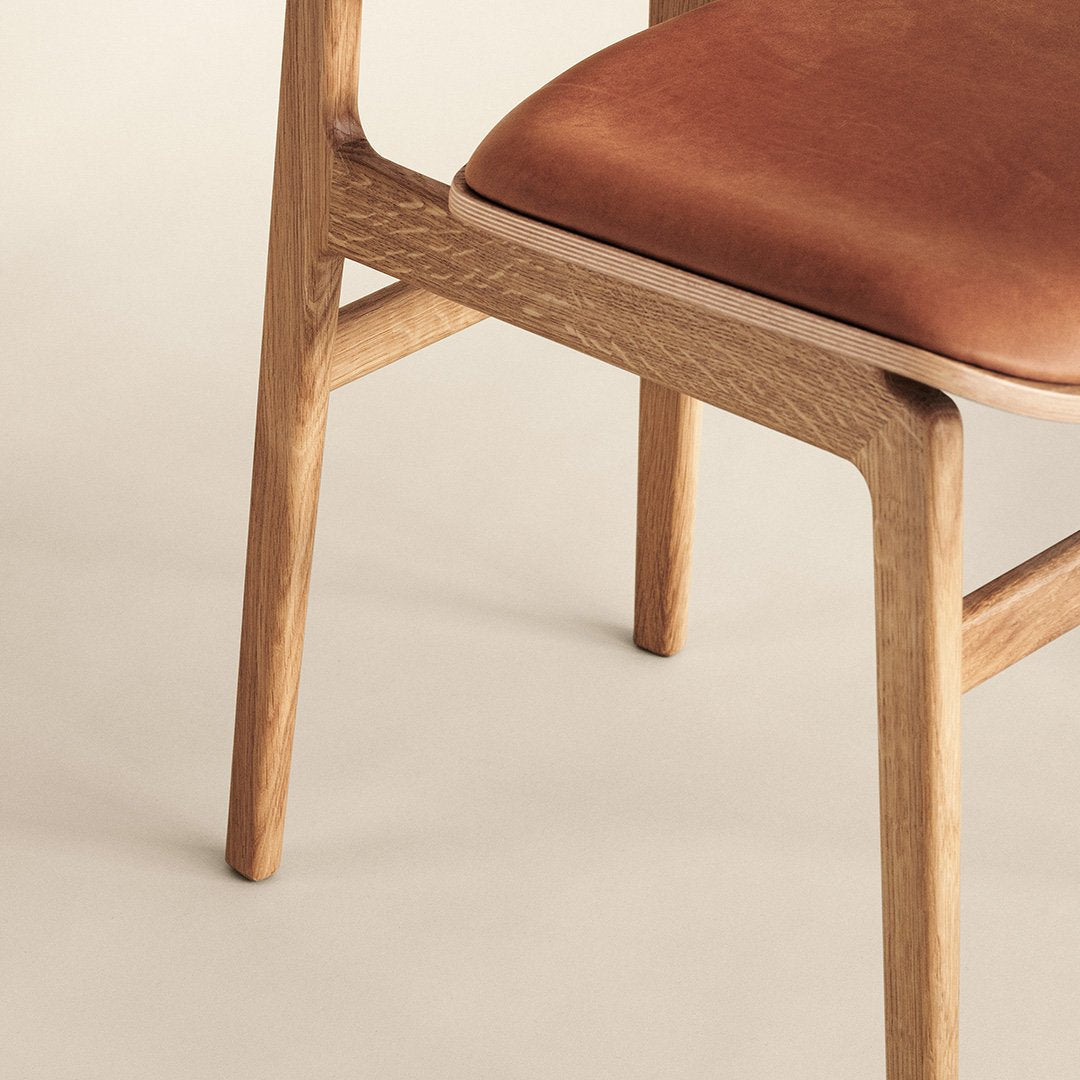 Elephant Dining Chair - Modern Upholstered Front Design for Home, Restaurant & Office Use