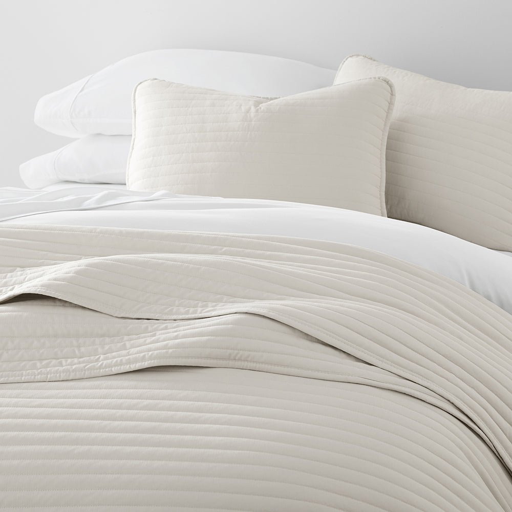 3 Piece Stripe Stitch Quilted Coverlet Set - Soft Bedspread for Queen/King Size Beds - Perfect for Cozy Bedrooms, Guest Rooms & Home Decor