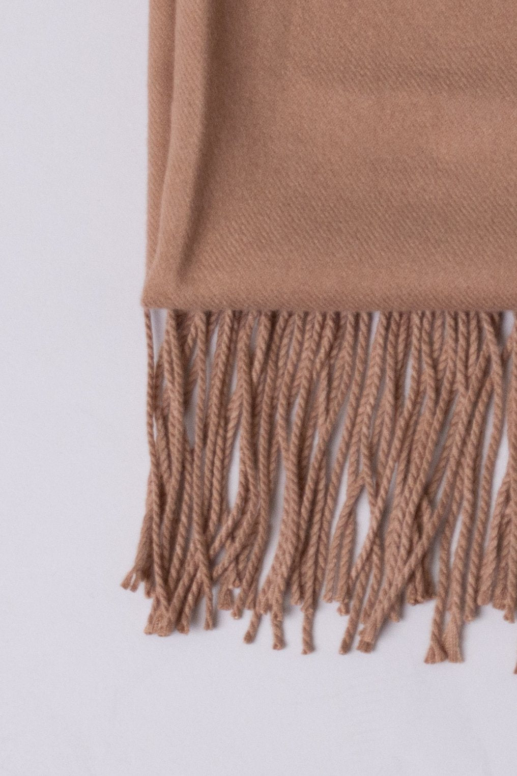 Soft & Warm Beige Knit Scarf for Women - Winter Fashion Accessory for Cold Weather & Outdoor Activities