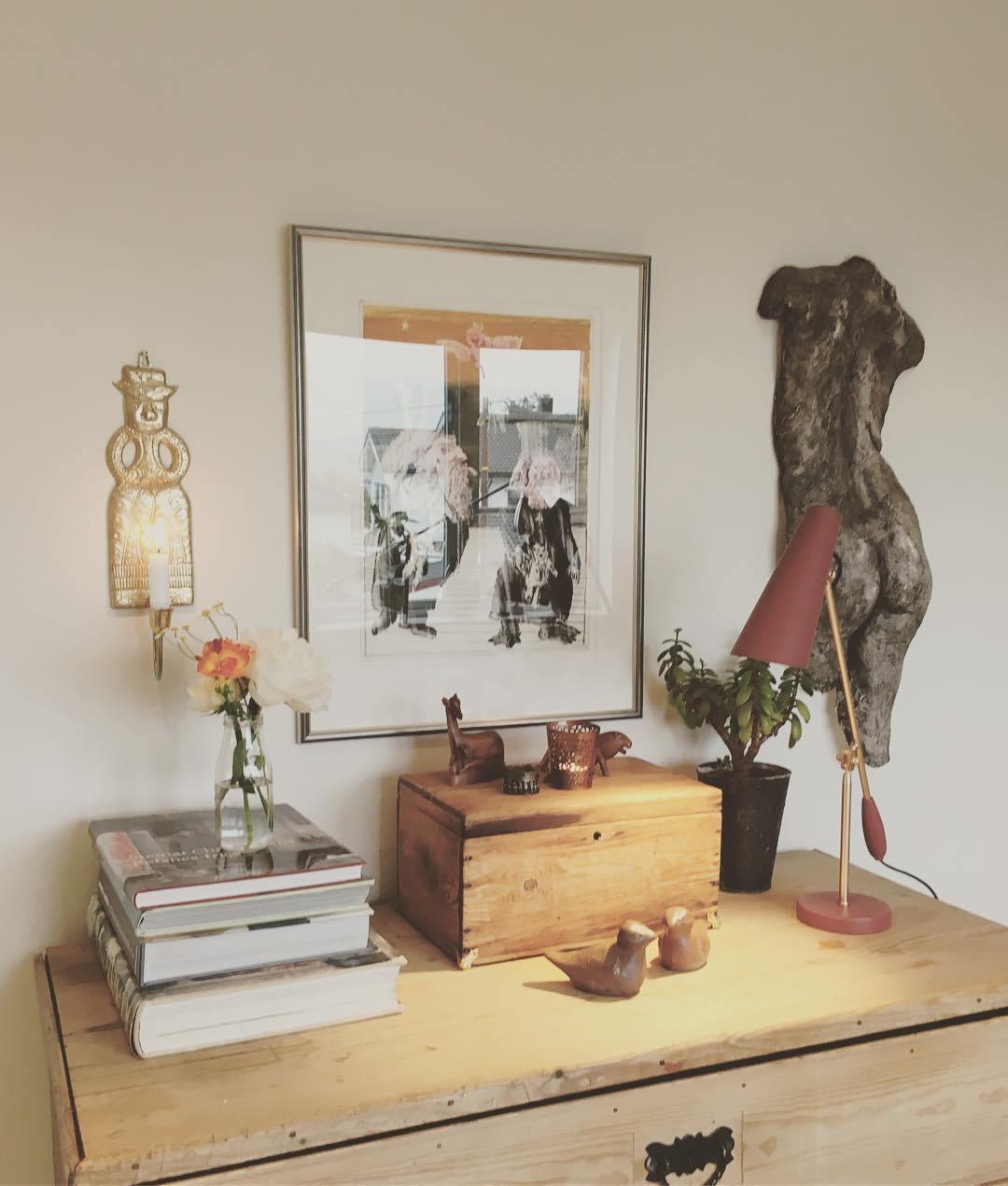 Modern Birdy Table Lamp - Adjustable LED Desk Light for Home Office, Bedroom & Study - Perfect for Reading, Working & Decor
