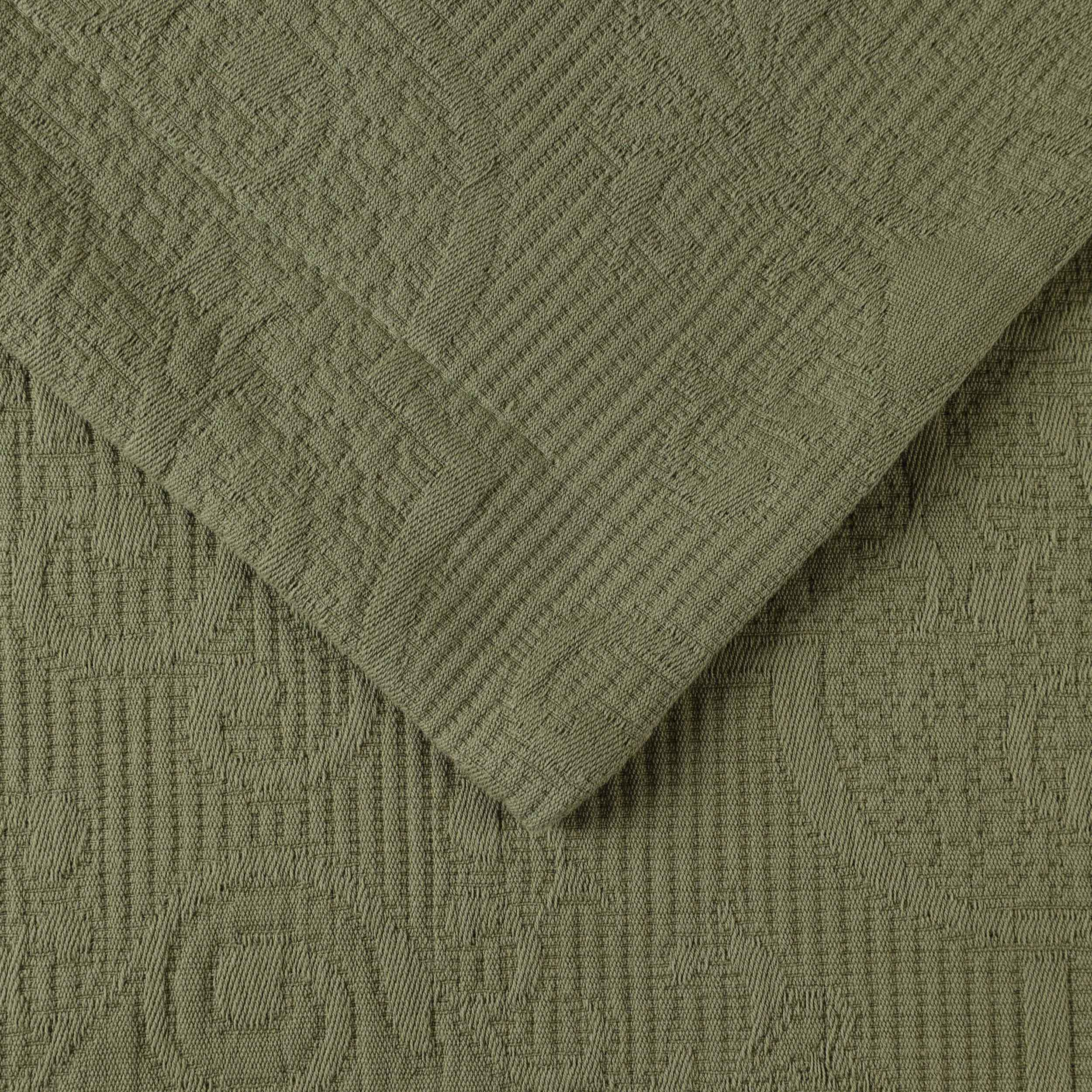 Florin Cotton Matelassé Jacquard Bedspread Set with Scrolling Medallion Design - Luxury Queen/King Size Bedding for Master Bedroom, Guest Room & Hotel Decor