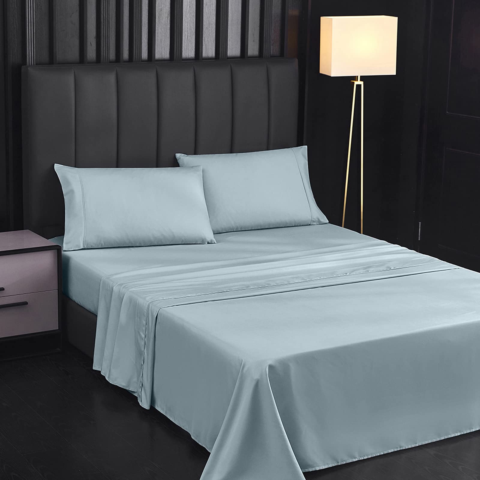 4 Piece Queen Size Sheet Set - Soft, Cooling & Wrinkle-Free Bed Sheets - Easy Care, Fade & Shrink Resistant - Includes Flat Sheet & Fitted Sheet (Blue) - Perfect for Hot Sleepers & Cozy Bedroom Upgrade