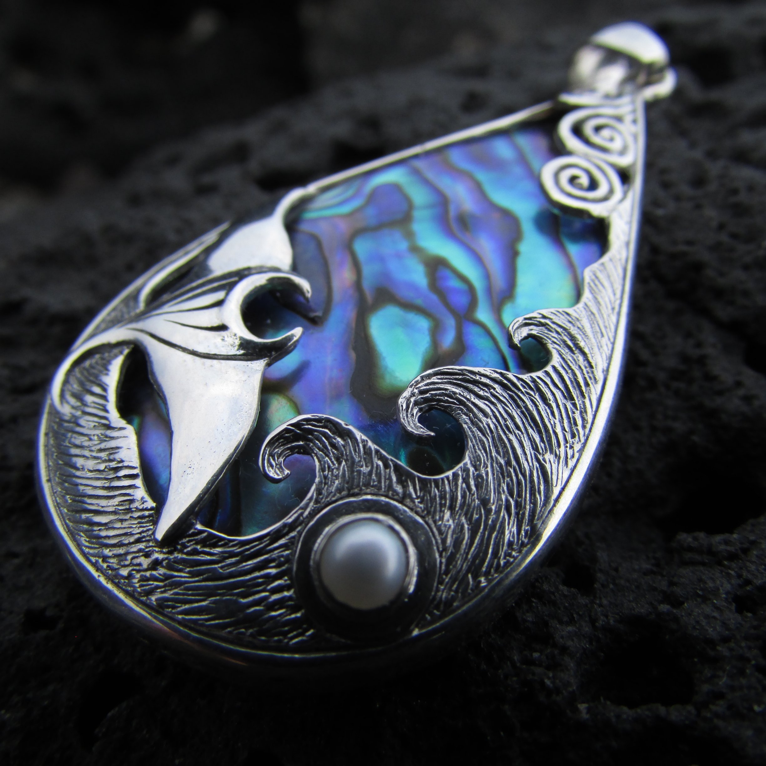 Handmade Manta Ray Wave Pendant Necklace with Pearl & Paua Abalone Shell | Sterling Silver Ocean Jewelry | Unique Beach Gift for Women | Perfect for Summer Vacations, Boho Outfits & Coastal Weddings
