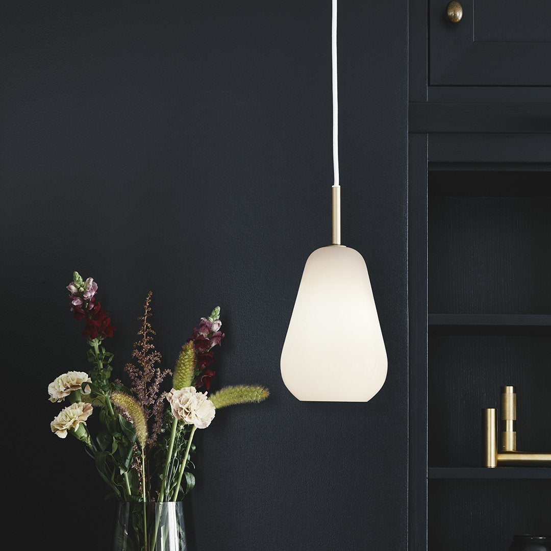 Nuura Sofie Refer Anoli 1 Small - Elegant Scandinavian Pendant Light for Dining Room, Kitchen Island & Living Room Decor