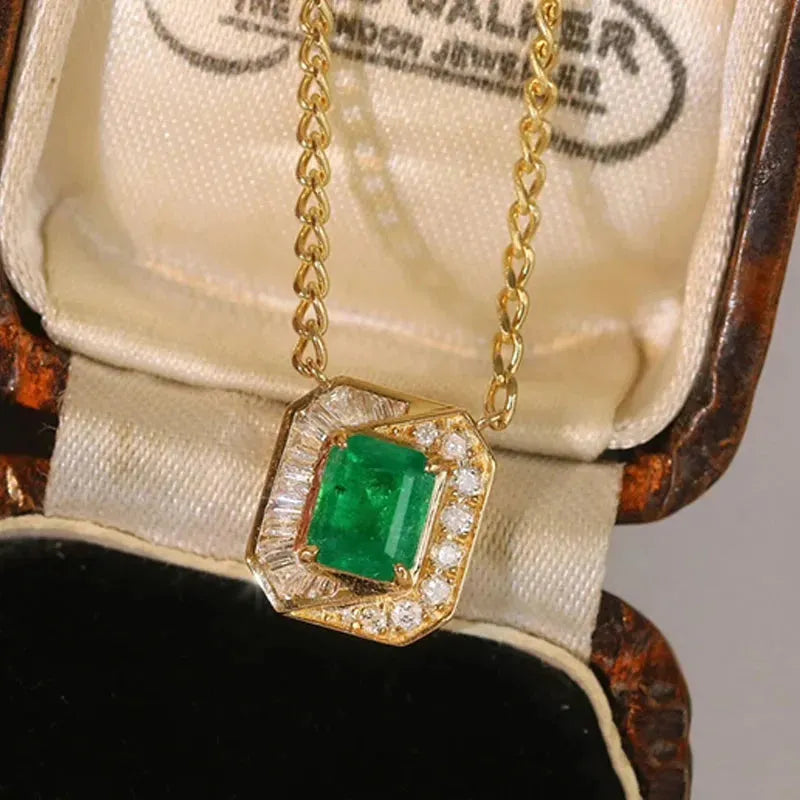 18K Yellow Gold Pendant Necklace with Real Diamond & Genuine Emerald - Elegant Women's Jewelry Gift for Anniversary, Birthday & Special Occasions