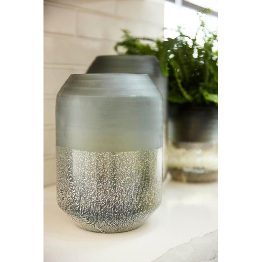 Cyan Design 11103 Alchemy Vase - Grey & Gilded Silver Medium - Elegant Home Decor for Living Room, Dining Table & Wedding Centerpieces