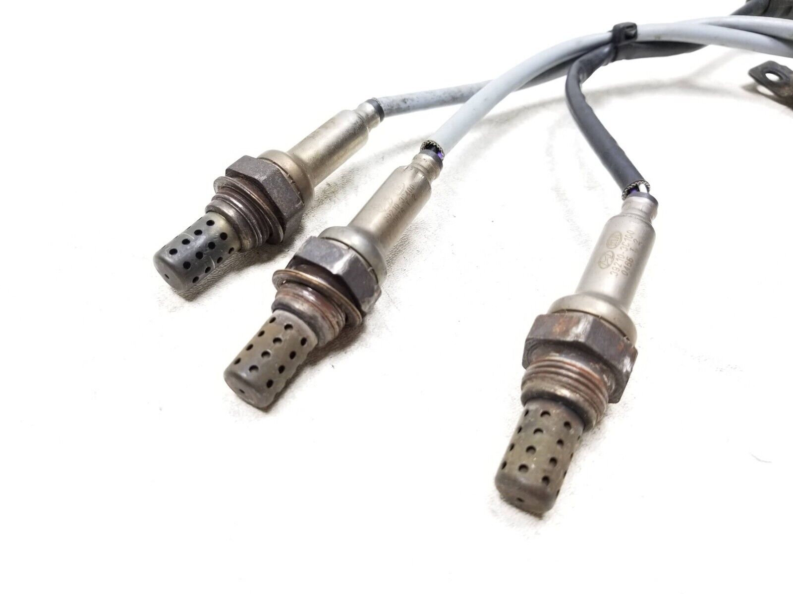 10 Hyundai Azera Oxygen Sensor 3pcs Set - OEM Replacement Part for 2006-2010 Models | Improves Fuel Efficiency & Engine Performance