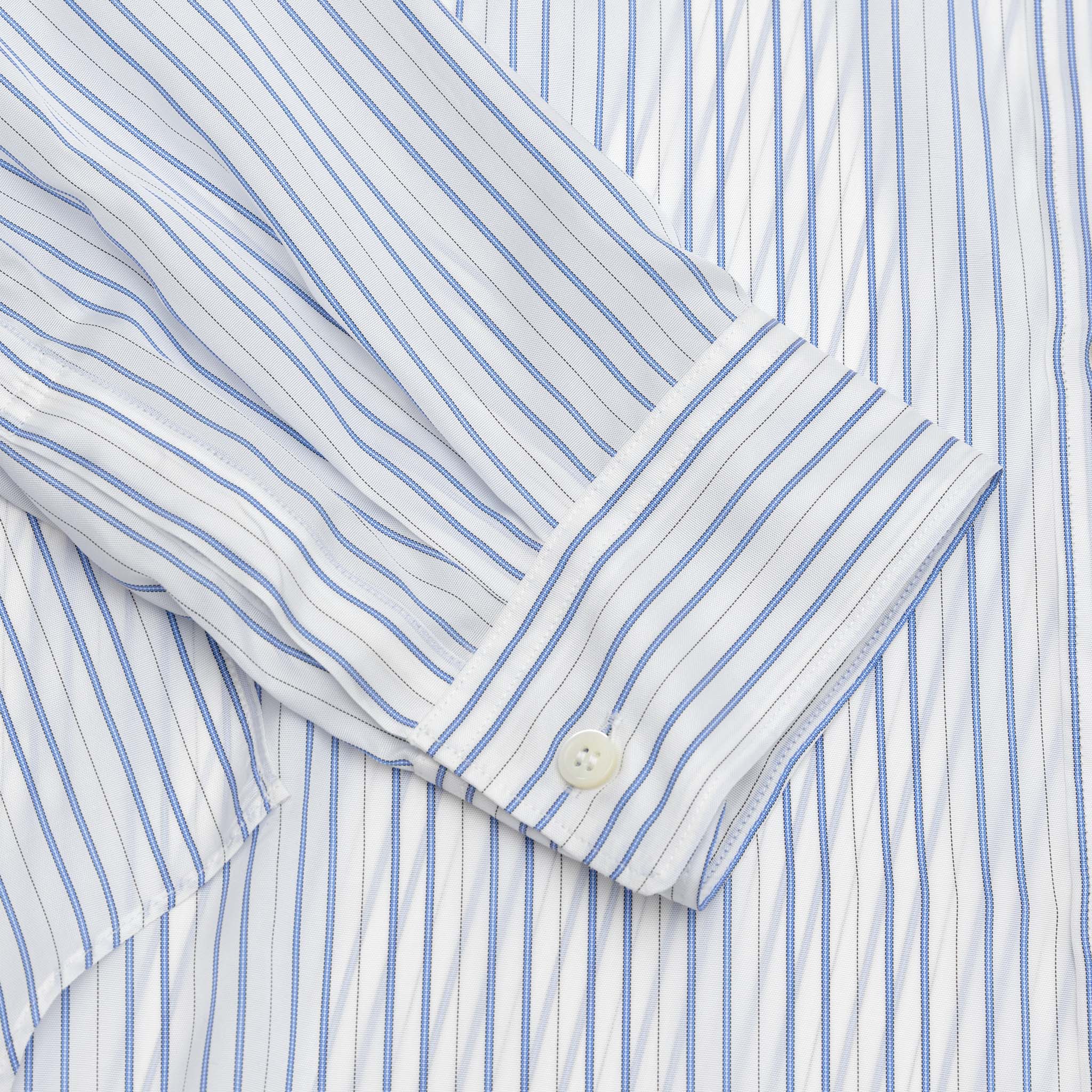 Vertical Stripe Shirt for Men & Women - Slim Fit Casual Button Down Shirt - Perfect for Office, Business, and Everyday Wear