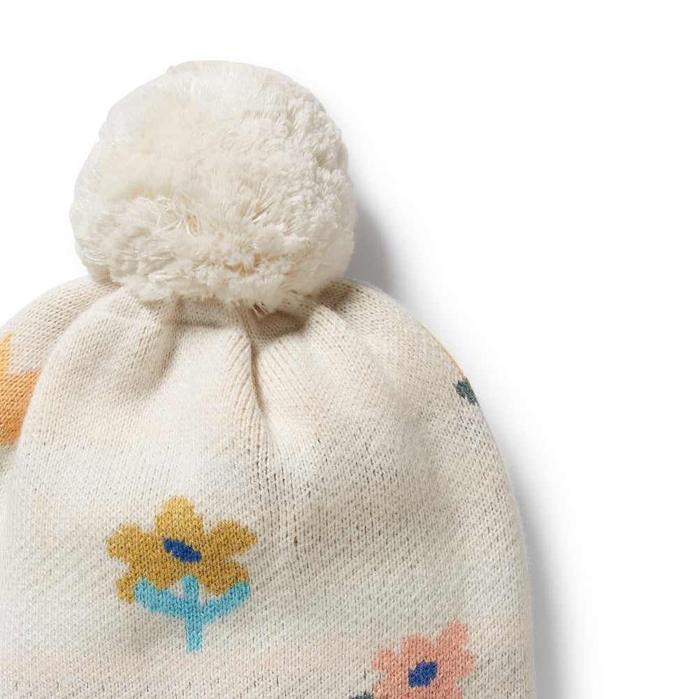 Flower Pop Organic Knitted Jacquard Hat for Women - Soft Winter Beanie with Floral Pattern - Perfect for Outdoor Activities, Hiking, and Cold Weather Fashion