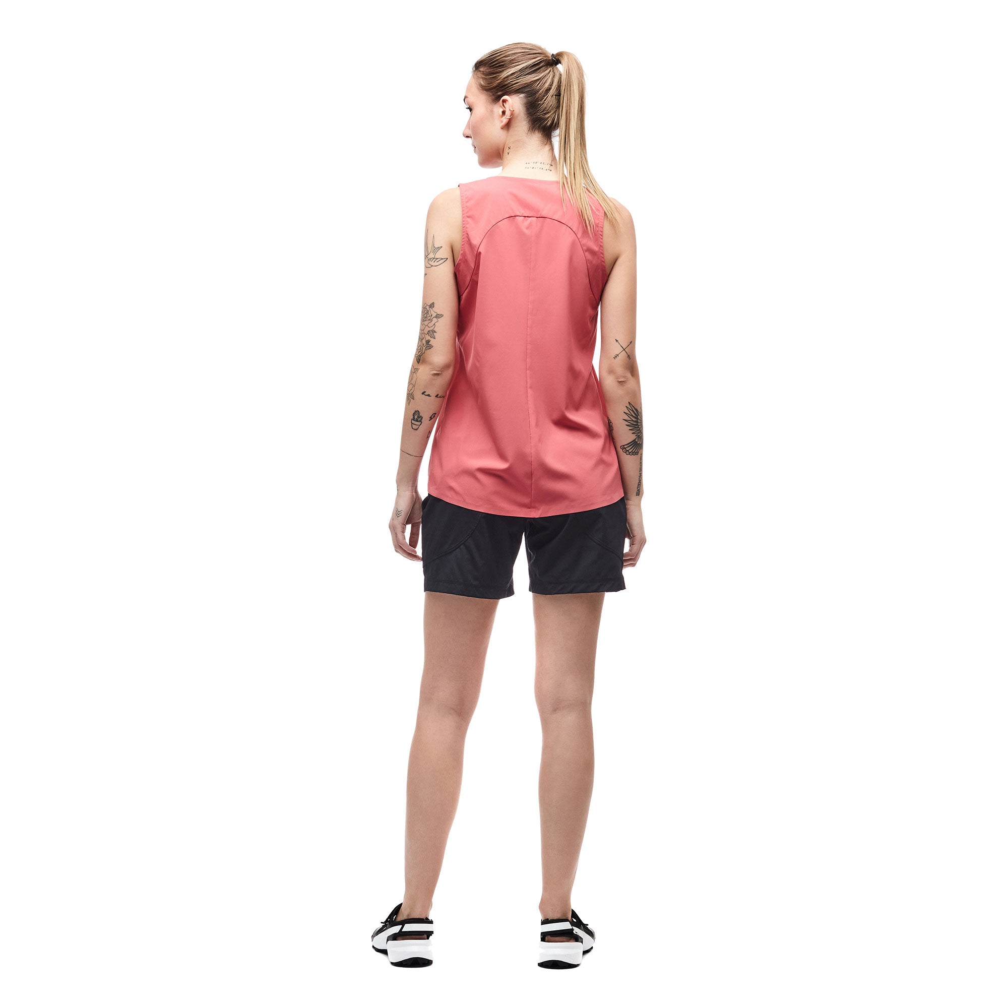 Indyeva Halka Women's Yoga Tank Top - Breathable Workout Tank for Fitness, Running & Gym - Comfortable Athletic Shirt for Active Lifestyle
