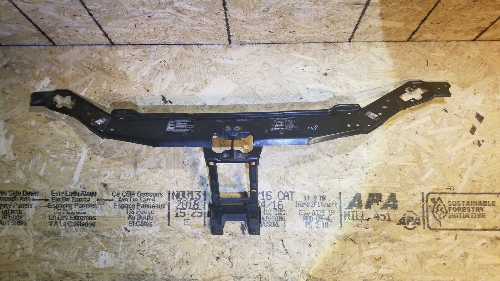 2003-2006 Mercedes CL500 Front Radiator Support OEM Replacement Part - Perfect for Cooling System Repairs & Collision Damage Restoration