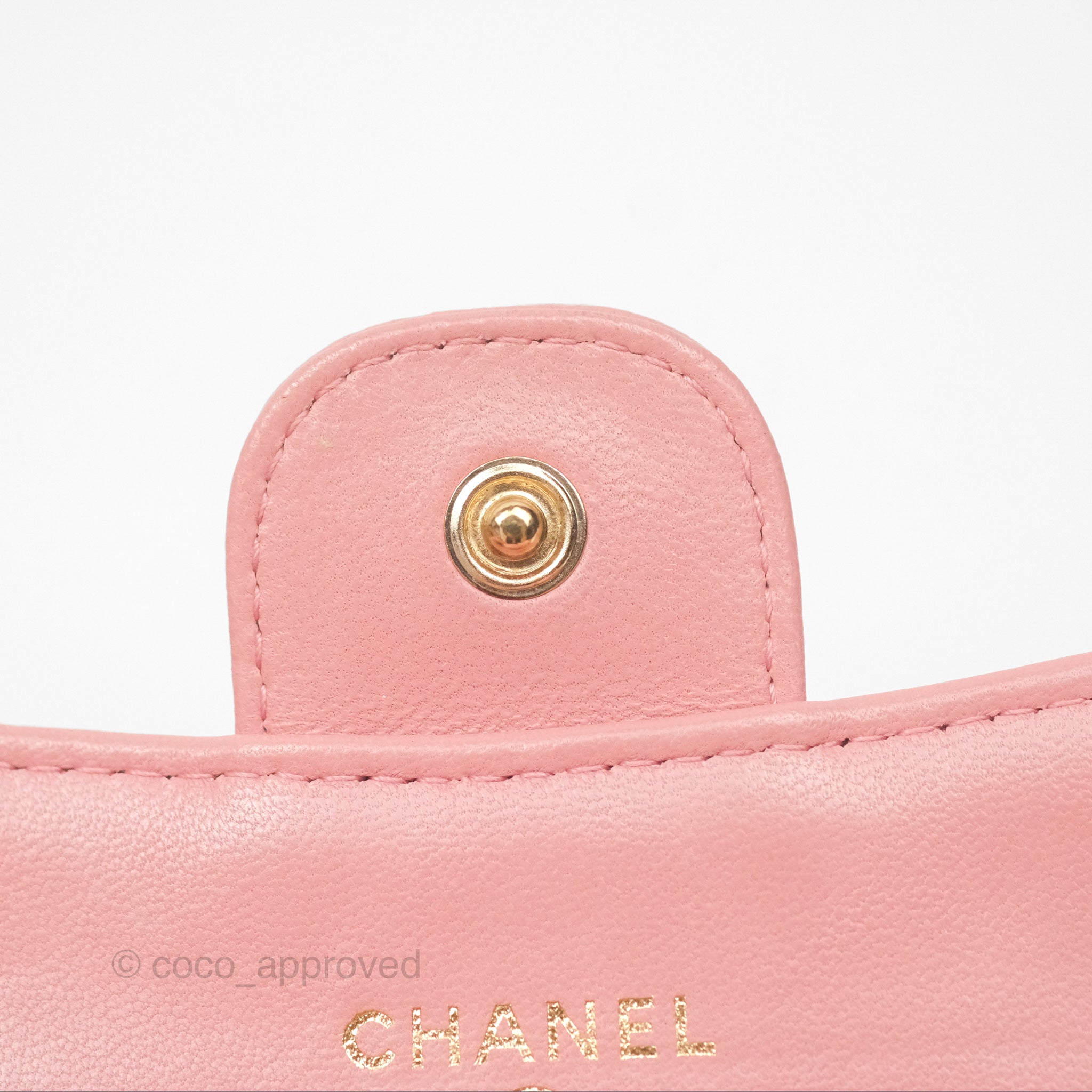 Chanel Classic Flap Card Holder in Pink Quilted Lambskin with Gold Hardware - Luxury Wallet for Women, Perfect for Everyday Use & Special Occasions