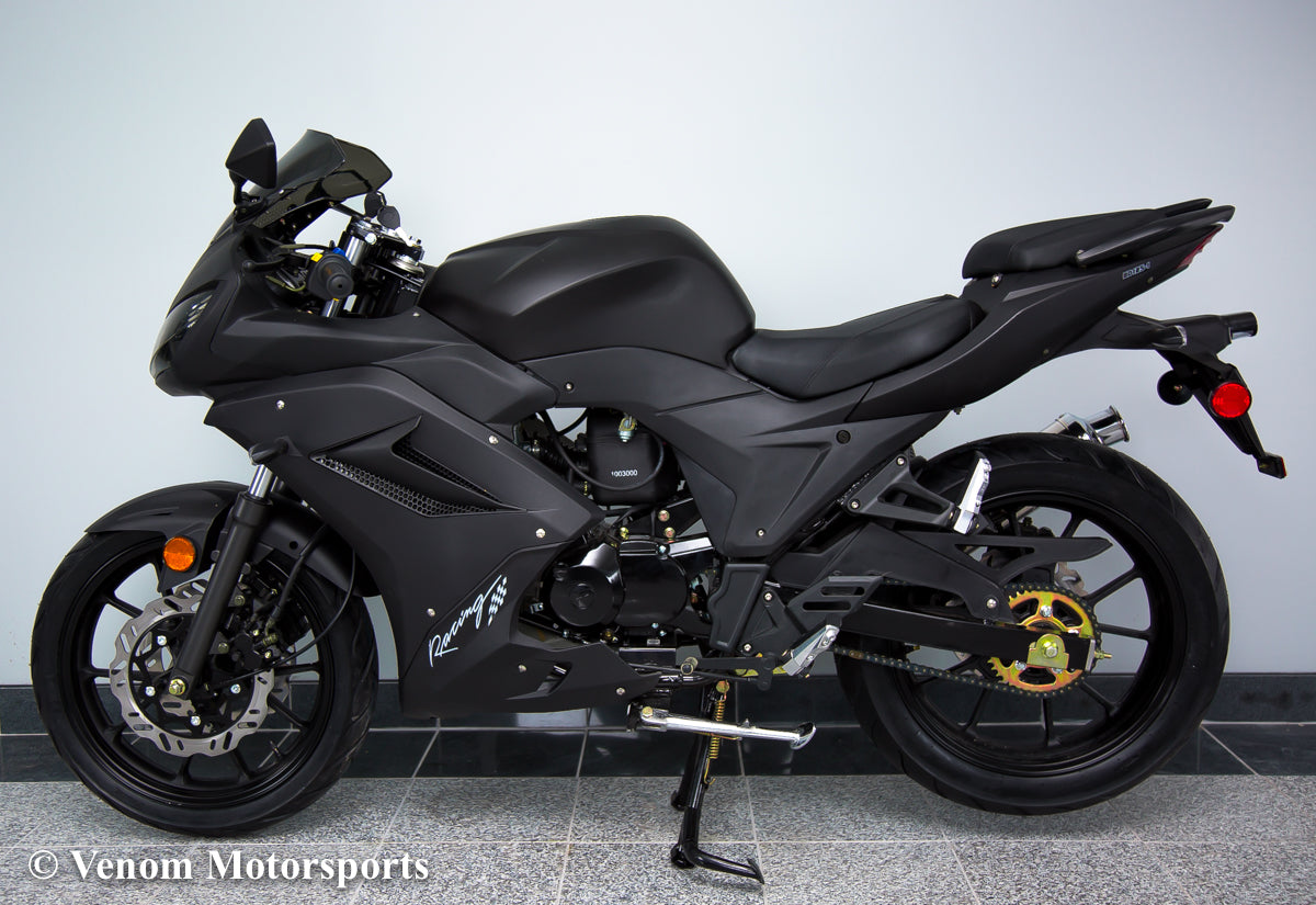 Venom X22 125cc Ninja Style Motorcycle - 4 Speed Manual Transmission for Street Riding & Commuting