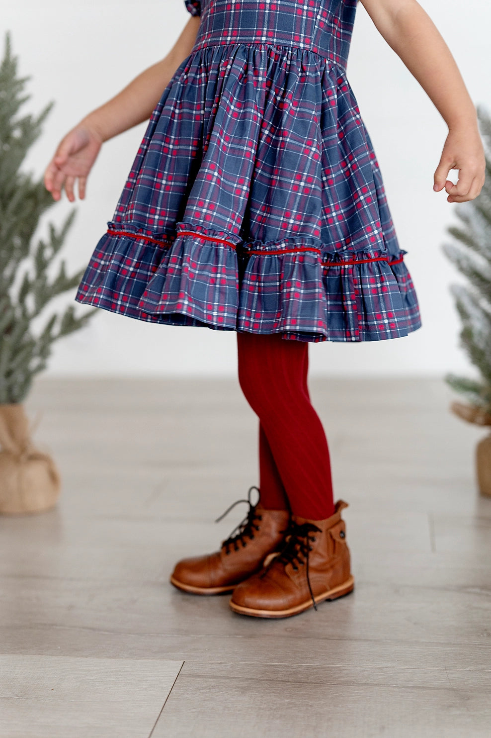Festive Aura Dress in Classic Holiday Plaid - Perfect for Christmas Parties & Winter Gatherings
