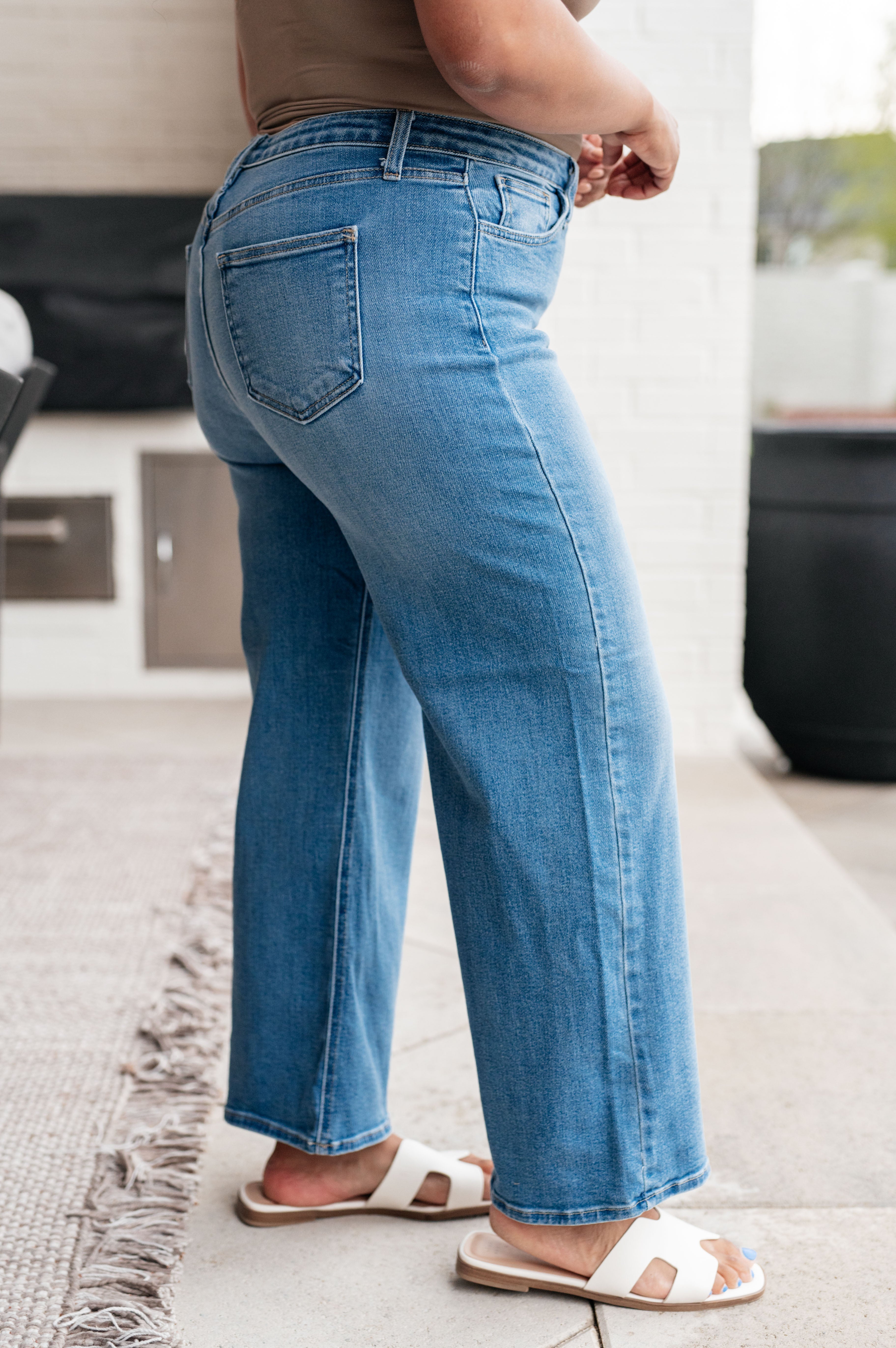 Hayes High Rise Wide Leg Crop Jeans for Women - Comfortable Stretch Denim Pants for Casual Outfits, Workwear & Street Style Fashion
