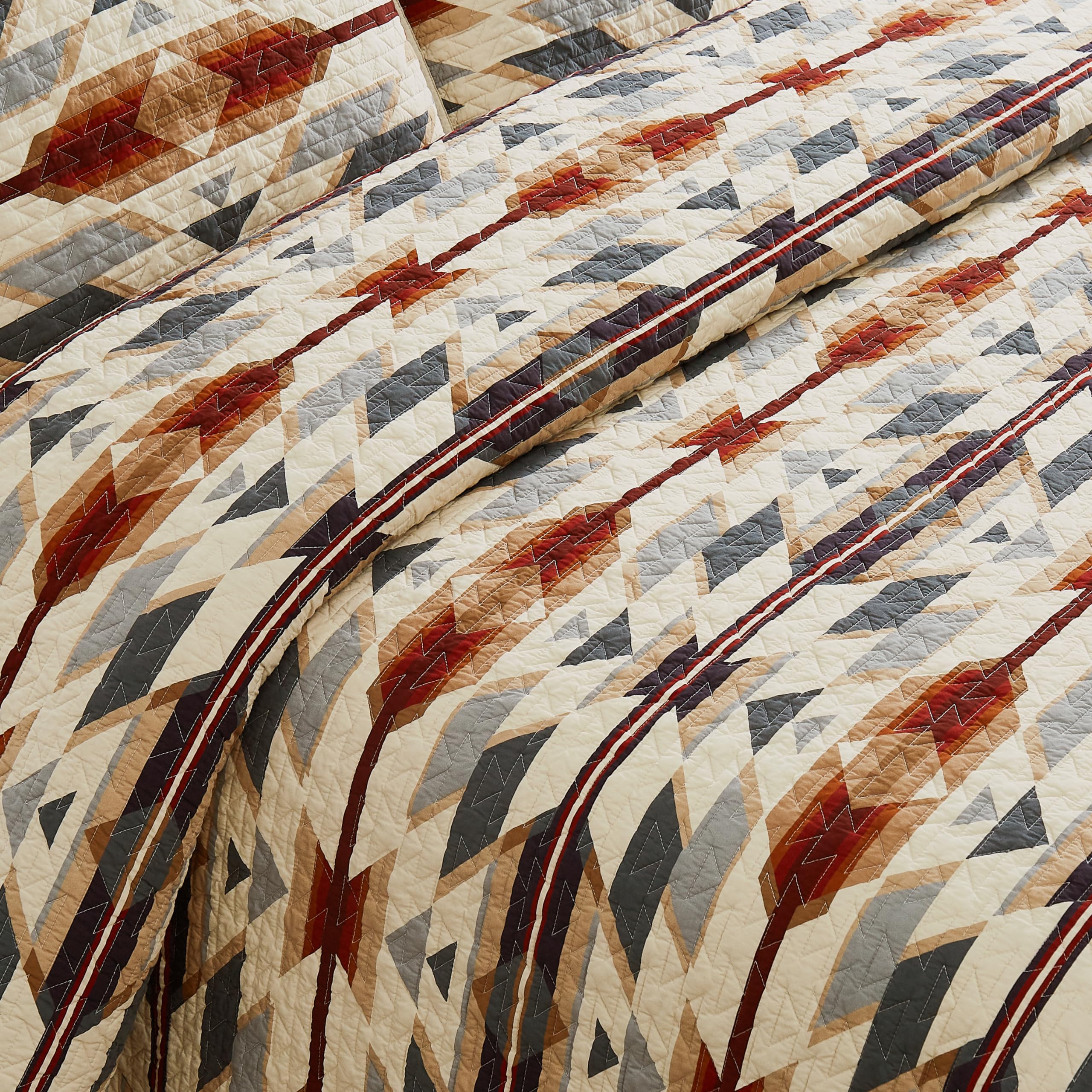 PENDLETON 31721 Prairie Springs Full/Queen Cotton Comforter Set - 3 Piece Western Bedding with Quilt & Pillow Shams - Rustic Home Decor for Cozy Bedroom - Tan - Perfect for Cabin, Lodge & Farmhouse Style