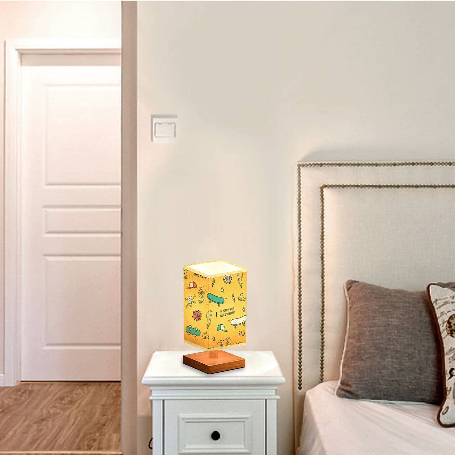 Hand-Painted Skateboard Design Dimmable Nightstand Lamp - Wooden Base with Flaxen Fabric Shade for Bedroom & Living Room | Perfect for Skate Enthusiasts' Home Decor