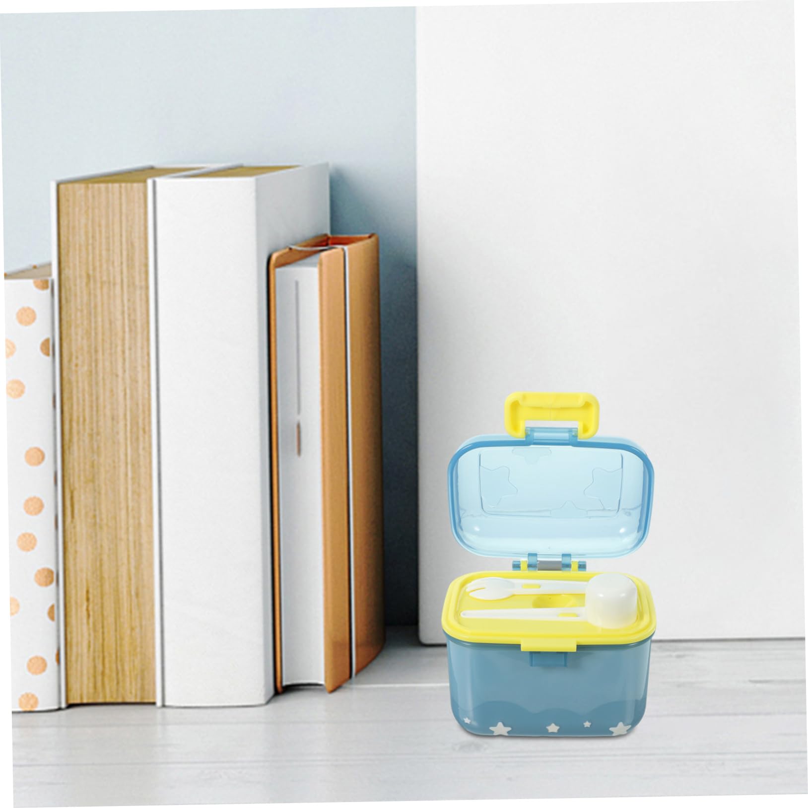 Portable Baby Formula Dispenser Container with Spoon - Travel-Friendly Milk Powder Storage for On-the-Go Feeding | BPA-Free Polypropylene Powder Box for Diaper Bags, Outings & Baby Care Essentials
