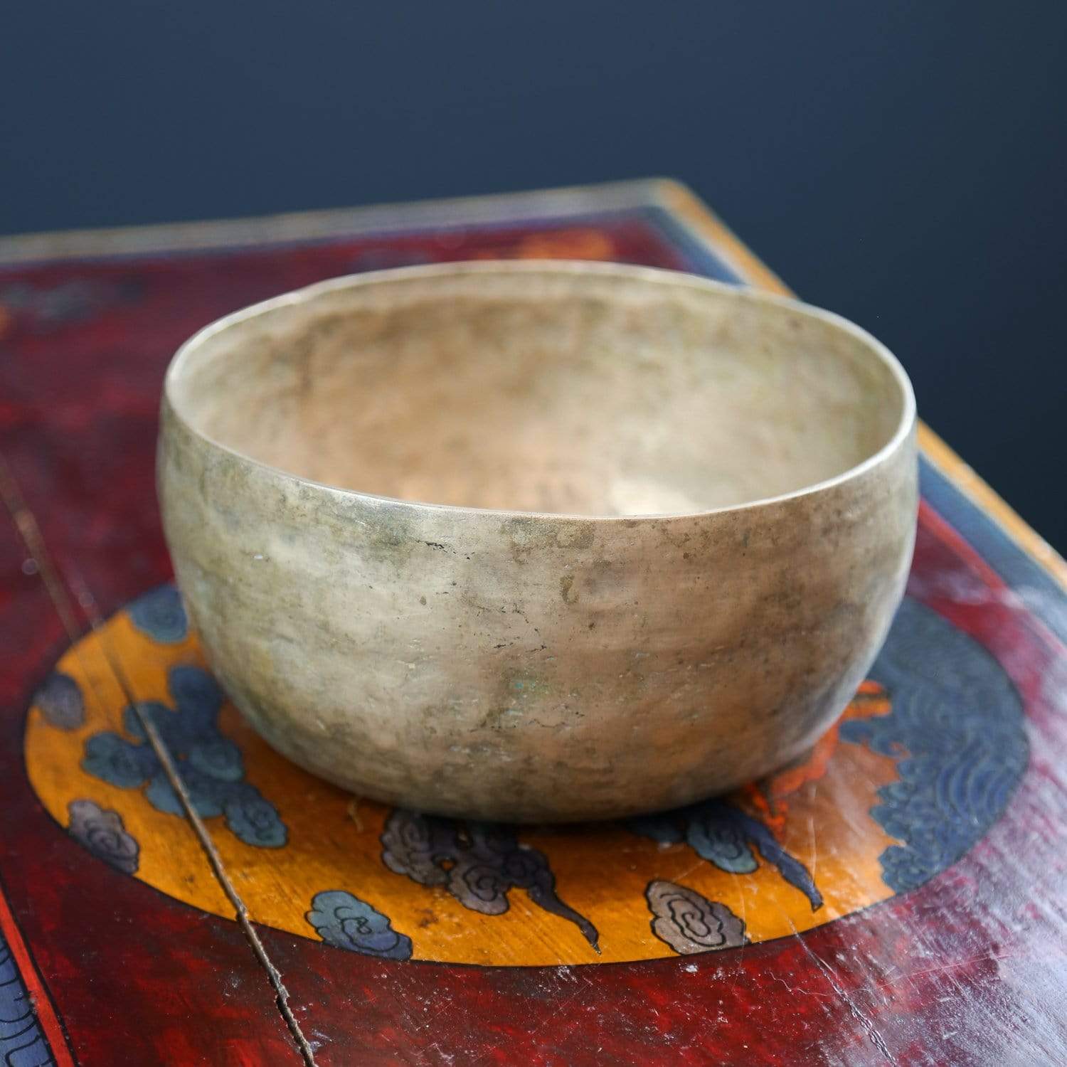 Heart Chakra Singing Bowl - Antique Tibetan Meditation Bowl for Compassion & Healing | Perfect for Yoga, Sound Therapy & Spiritual Practices