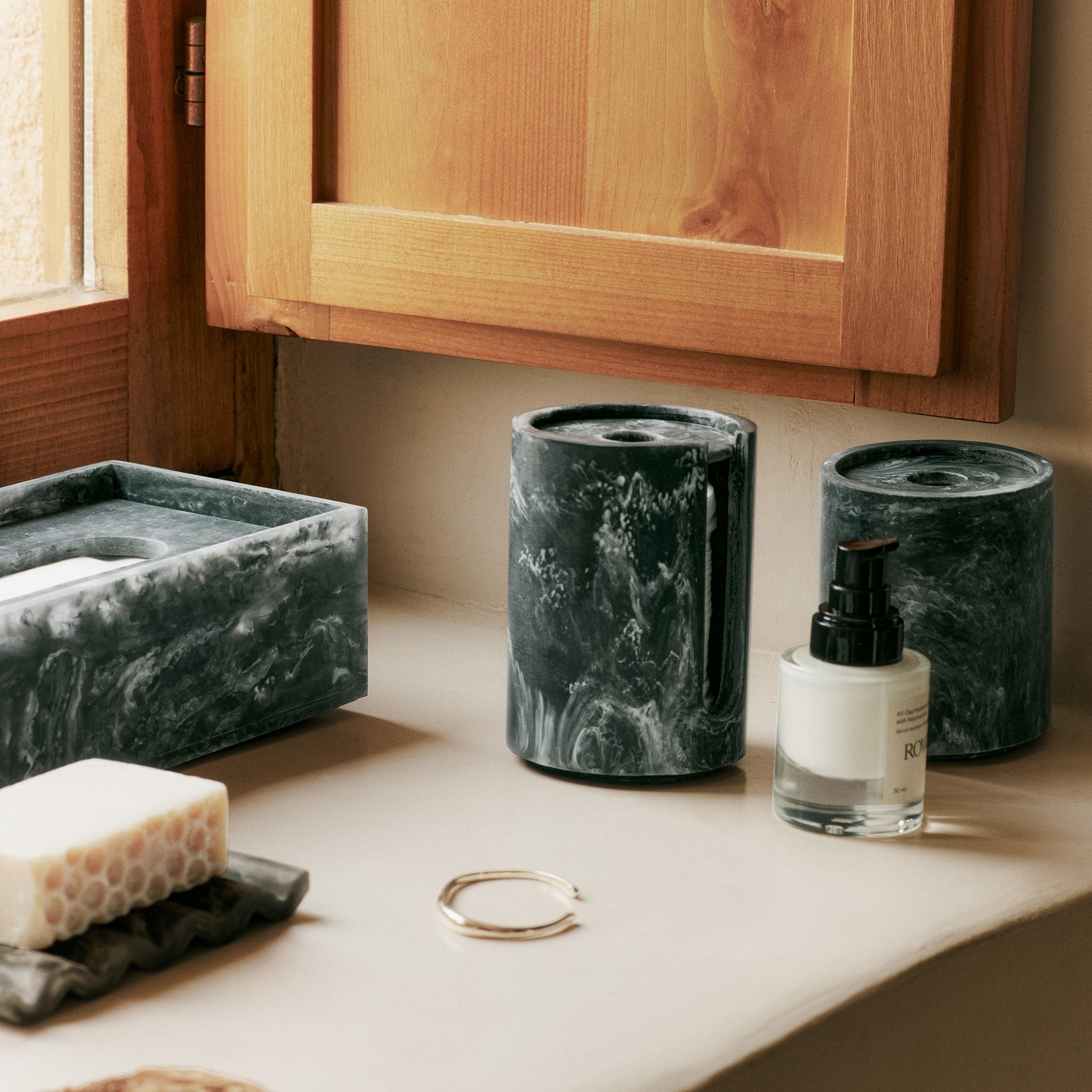 FERM LIVING Mist Tissue Box - Charcoal Gray, 21x12cm Modern Tissue Holder for Bathroom, Living Room & Office Decor