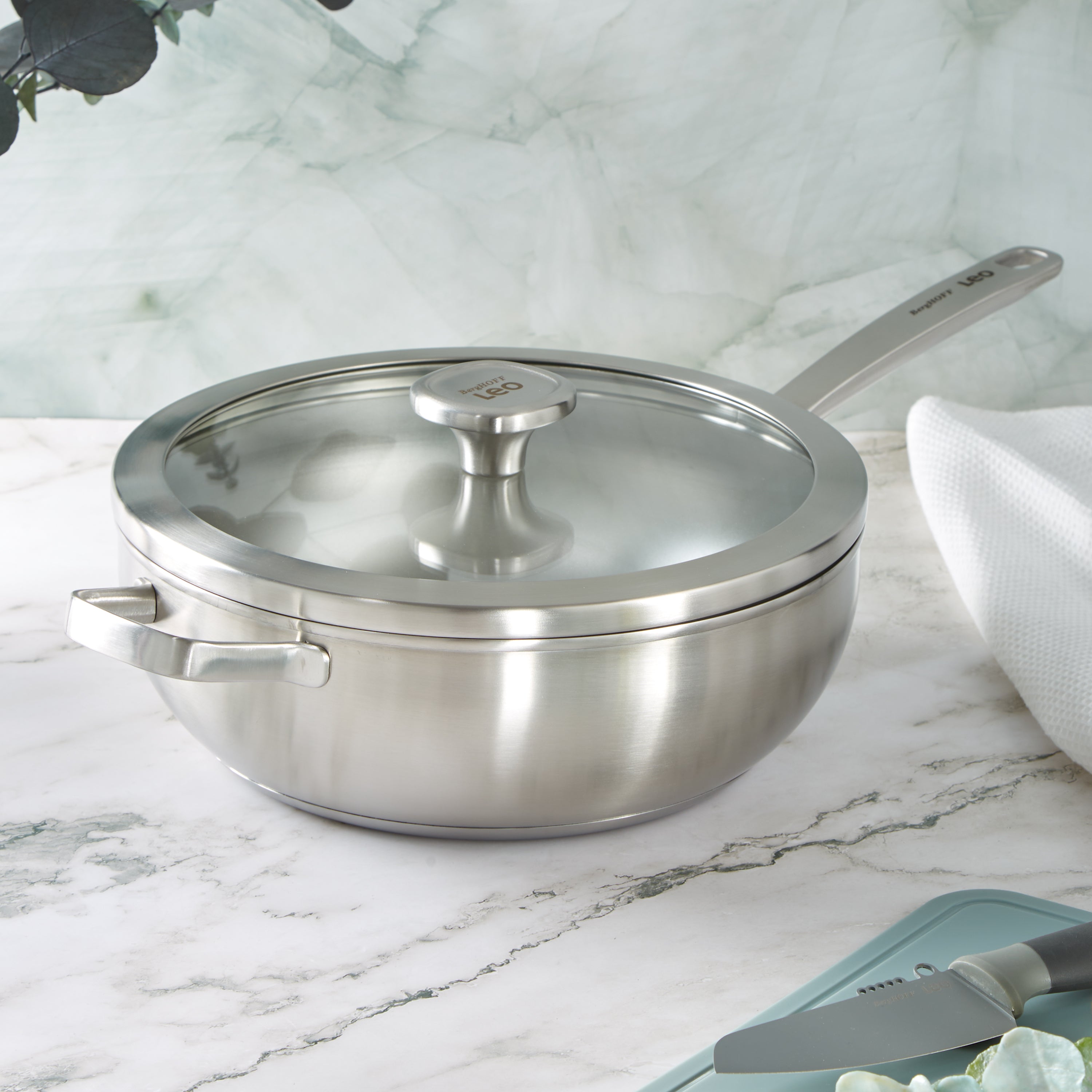 BergHOFF Leo Graphite Recycled 18/10 Stainless Steel Wok Pan - 11 Inch, 5.2 Quart Capacity with Tempered Glass Lid - Perfect for Stir-Frying, Sautéing & Asian Cooking