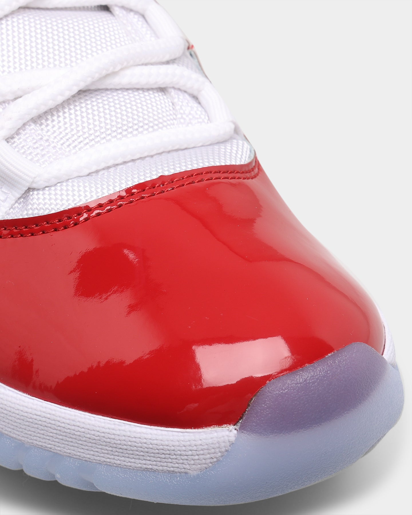 Air Jordan 11 Retro Sneakers - Varsity Red & White Basketball Shoes for Men | Perfect for Court Performance & Streetwear Fashion