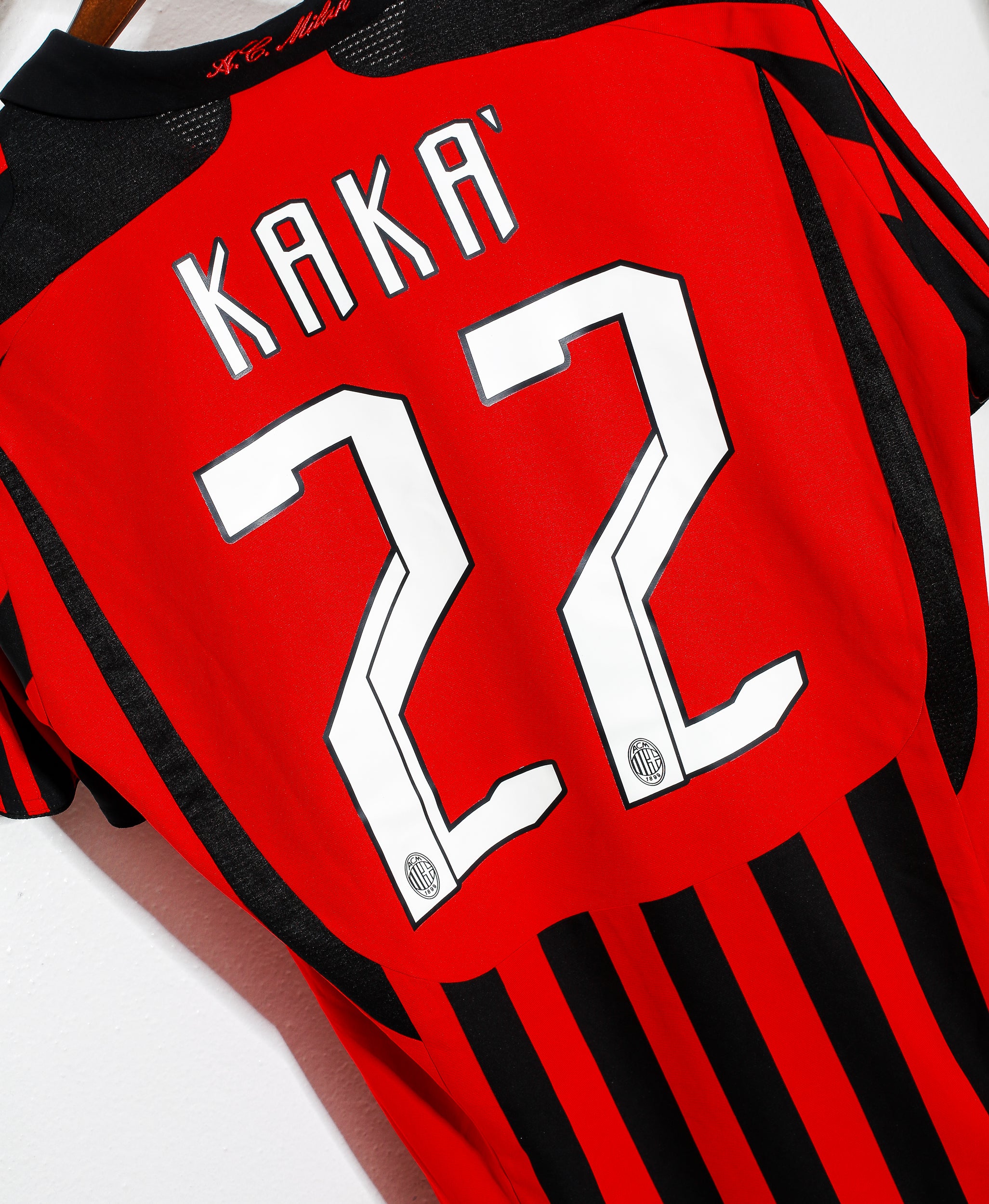 2007 AC Milan Home Jersey #22 Kaka (Medium) - Authentic Soccer Shirt for Fans & Collectors - Perfect for Matchdays, Gifts & Memorabilia