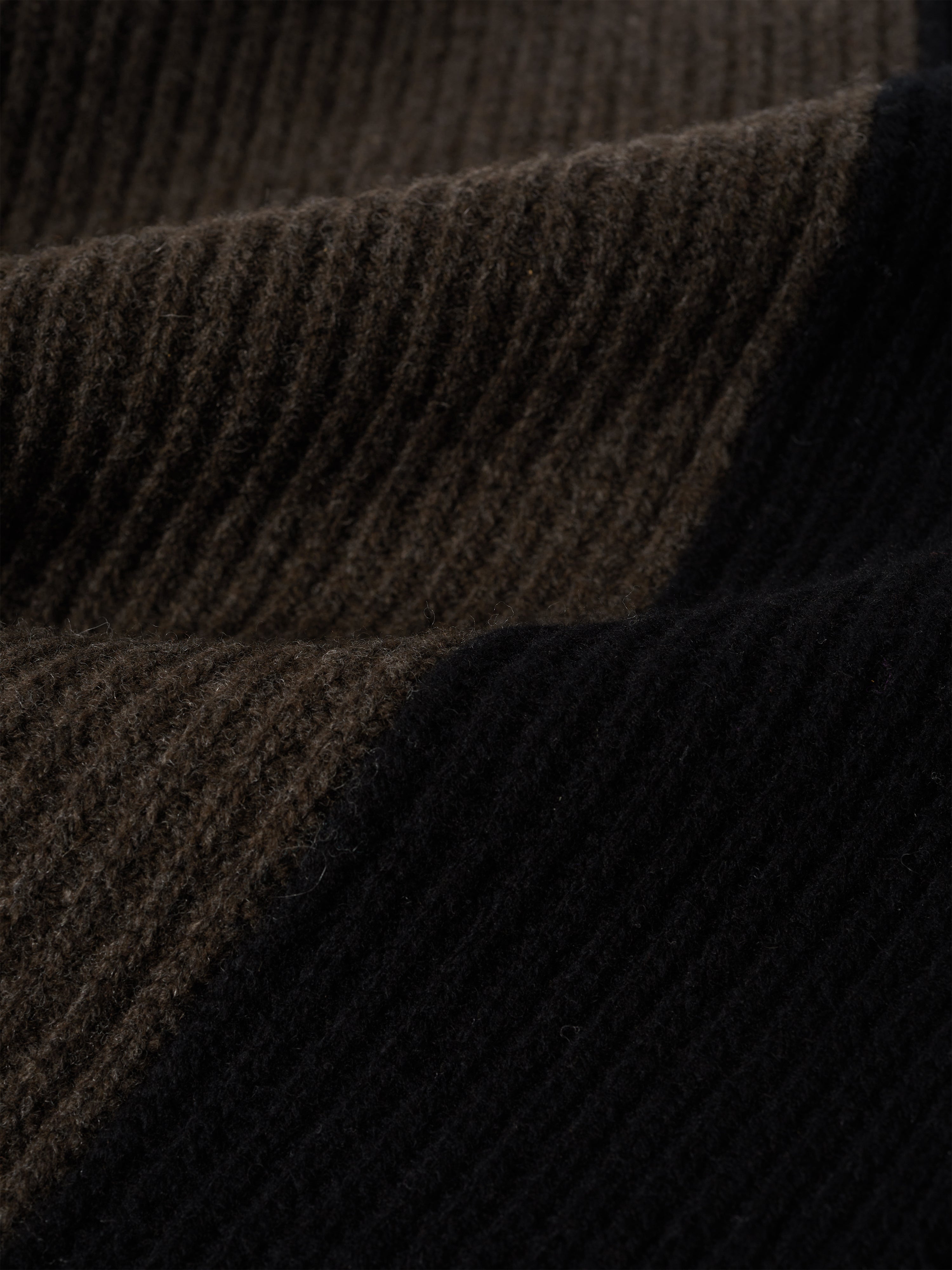 Merino Wool Rib Tabard Poncho for Women - Soft & Warm Brown Knitted Shawl Wrap - Perfect for Fall, Winter, and Outdoor Activities