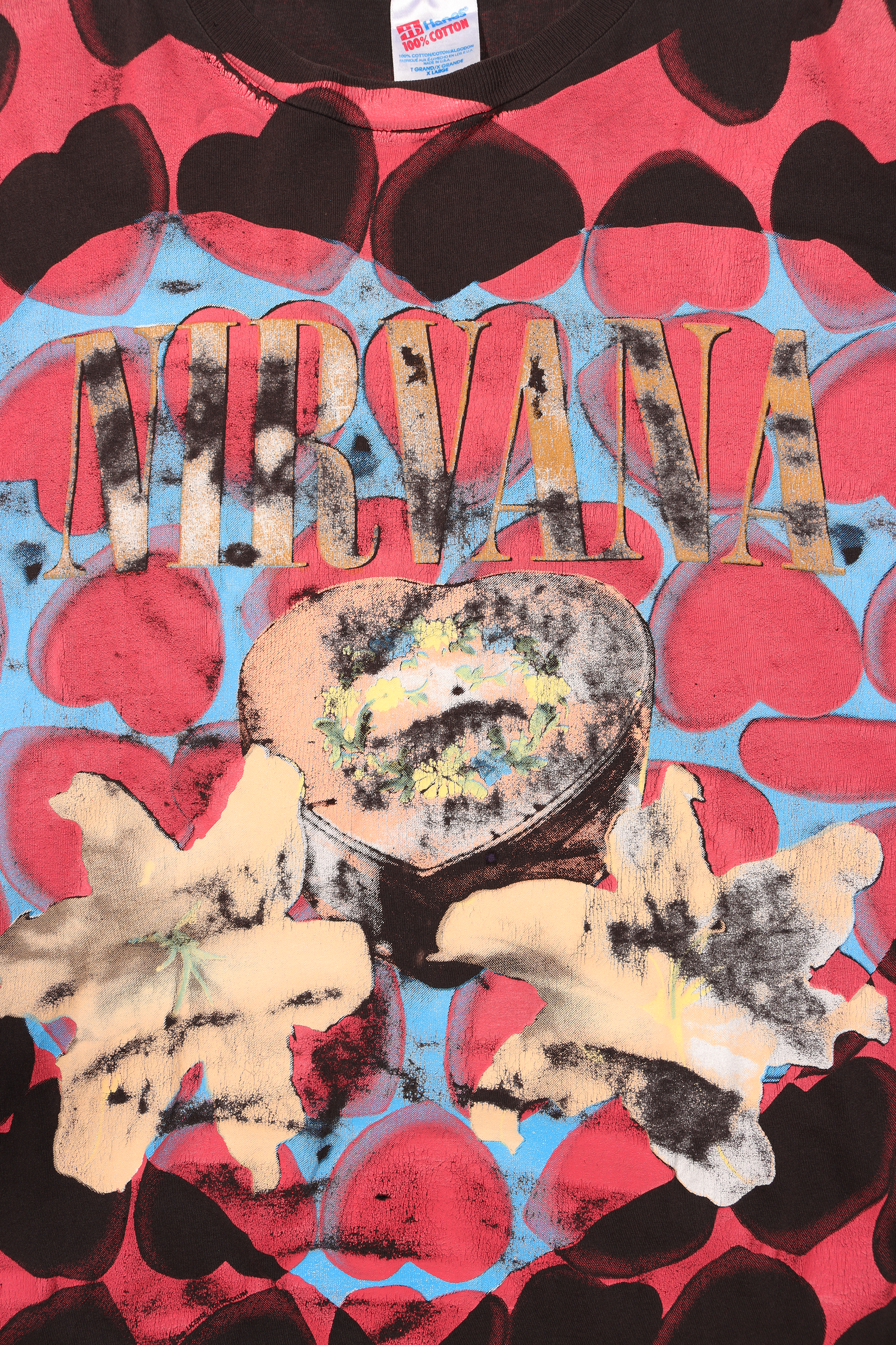 Vintage 1990s Nirvana Heart Shaped Box Band T-Shirt - Grunge Rock Music Tee for Concerts & Casual Wear