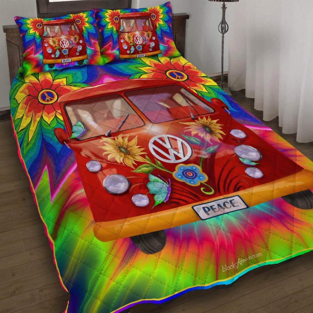 GEEMBI Quilt Bedding Set - Peace Van Hippie Style Queen Size Coverlet for All Seasons | Soft Microfiber Bedspread with Matching Pillow Shams | Cozy Home Decor for Bedroom, Guest Room & Dorm | Perfect Gift for Housewarming, Wedding & Holidays (King/Queen/Twin)