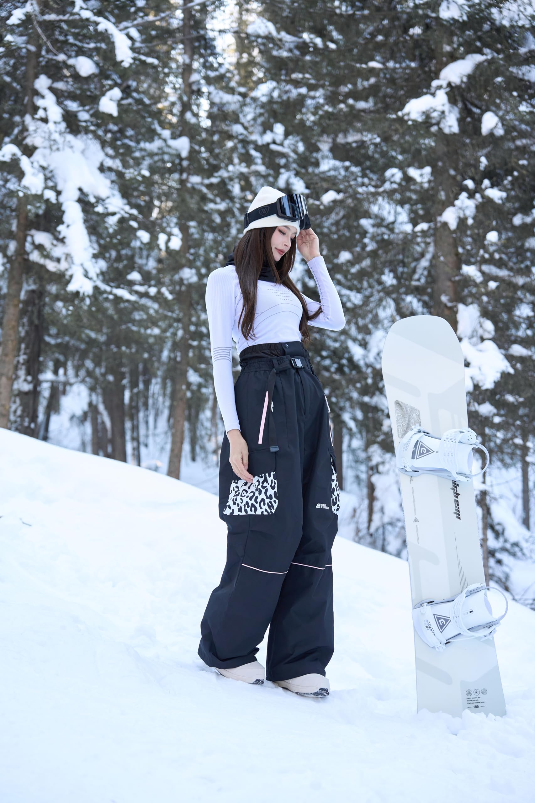 **Waterproof Windproof Snowboard Pants for Women & Men - Loose Fit Insulated Ski Pants for Warmth & Comfort | Perfect for Skiing, Snowboarding & Winter Sports**