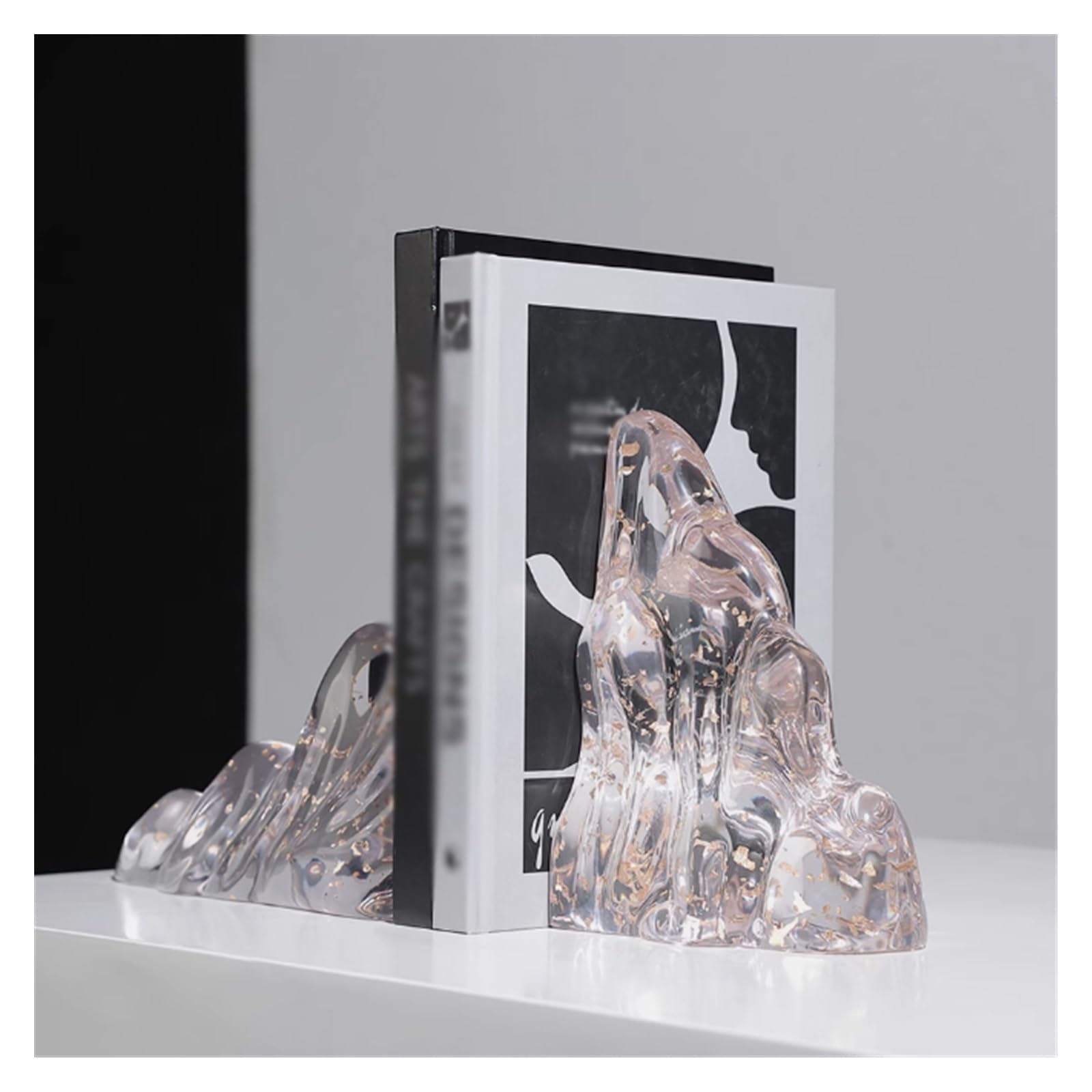 Decorative Resin Bookends for Shelves - Heavy Duty Book Organizer for Office, Library, Study & Bedroom - Stylish Bookshelf Tidy with Non-Slip Base (Perfect for Organizing Novels, Textbooks & Decorative Displays)
