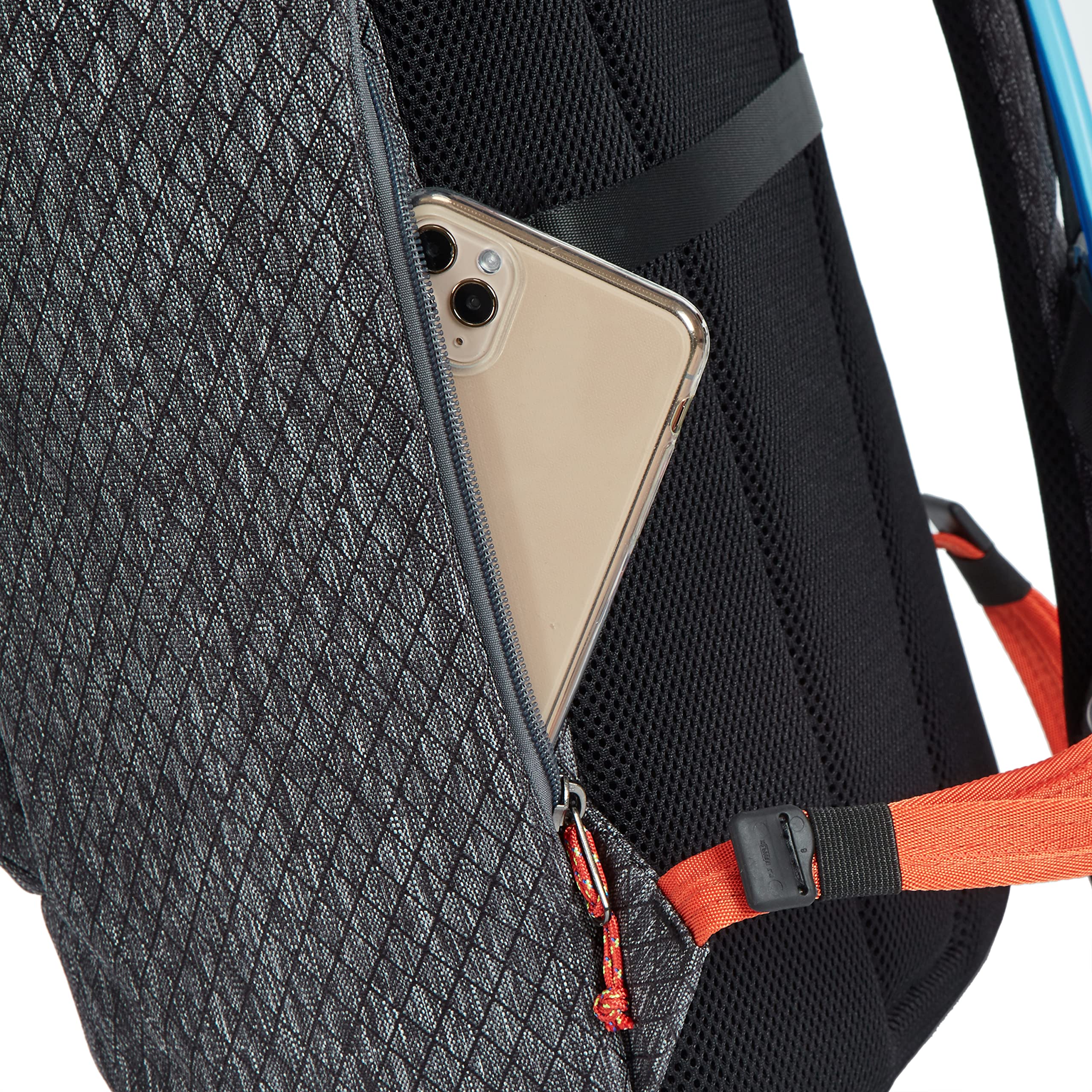 Travelon Anti-Theft Greenlander 21L Backpack - Secure & Stylish Travel Daypack for Commuting, Hiking & Urban Adventures