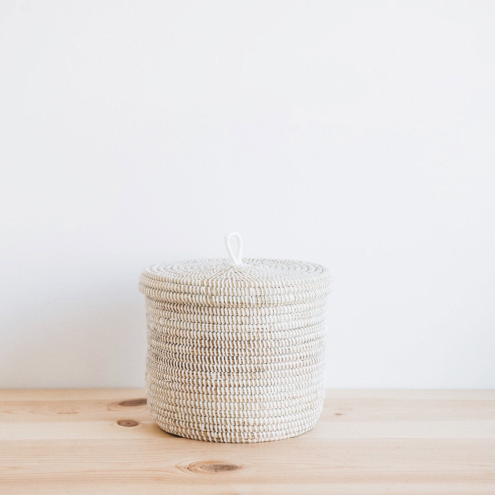 Handwoven White Lidded Storage Basket - Perfect for Home Organization, Laundry, and Decorative Storage