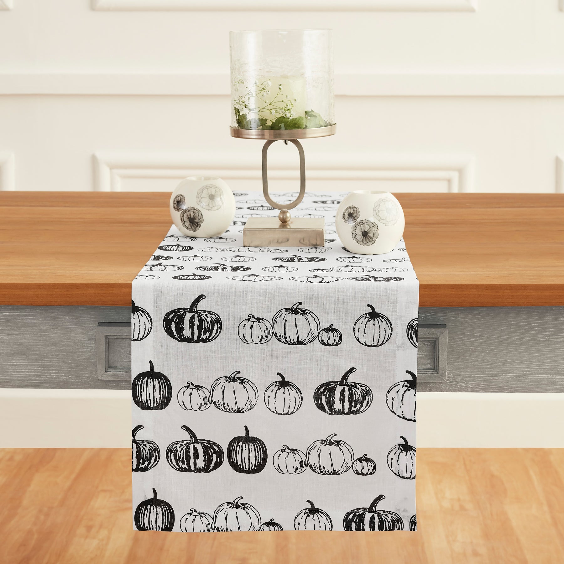 Pumpkin Patch Table Runner - Fall Harvest Decor for Thanksgiving & Autumn Dining - Perfect for Farmhouse, Rustic, and Seasonal Home Decor