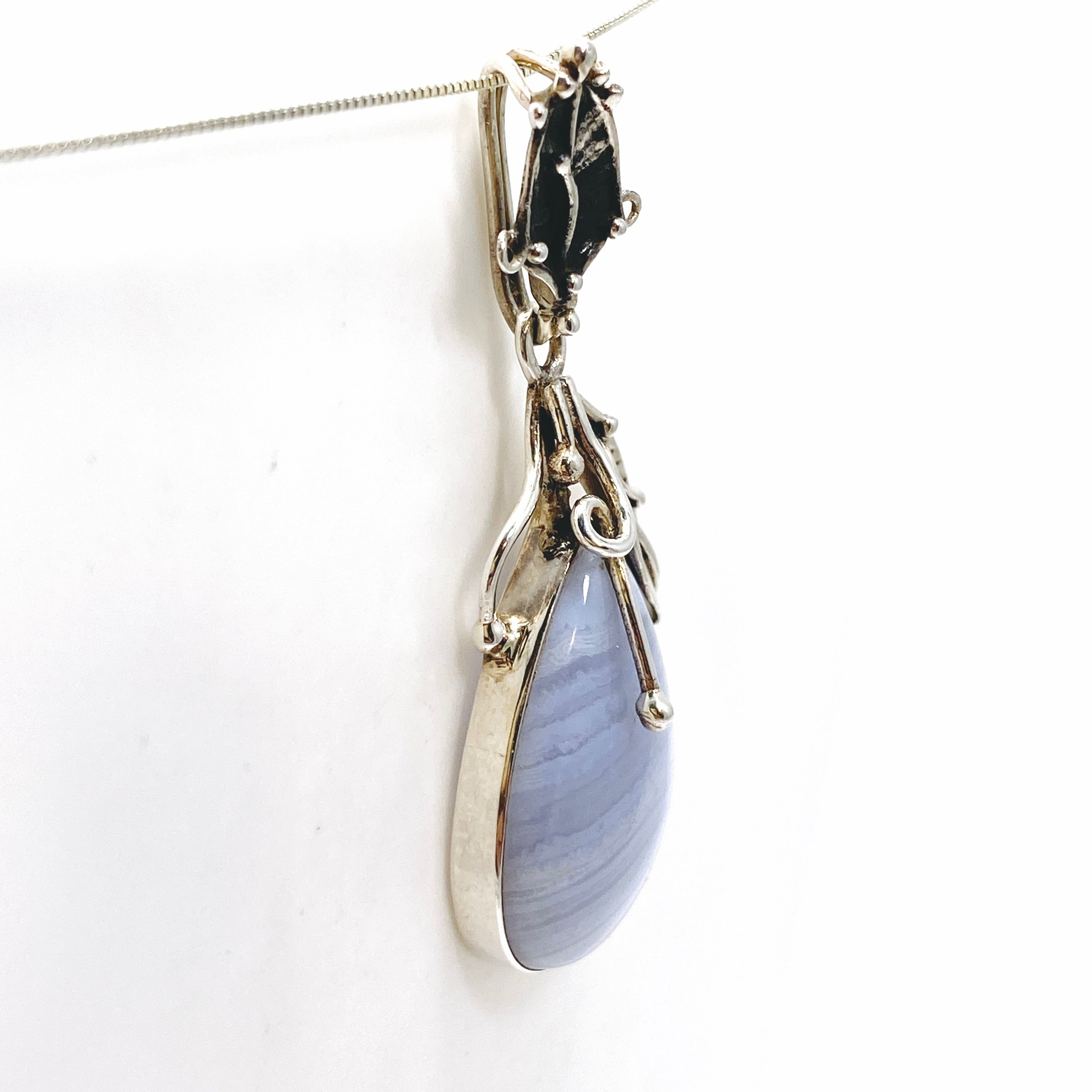 Blue Lace Agate Teardrop Cabochon Pendant Necklace - Natural Stone Jewelry with Botanical Setting PPGJ989 - Perfect for Boho Style, Meditation & Spiritual Healing