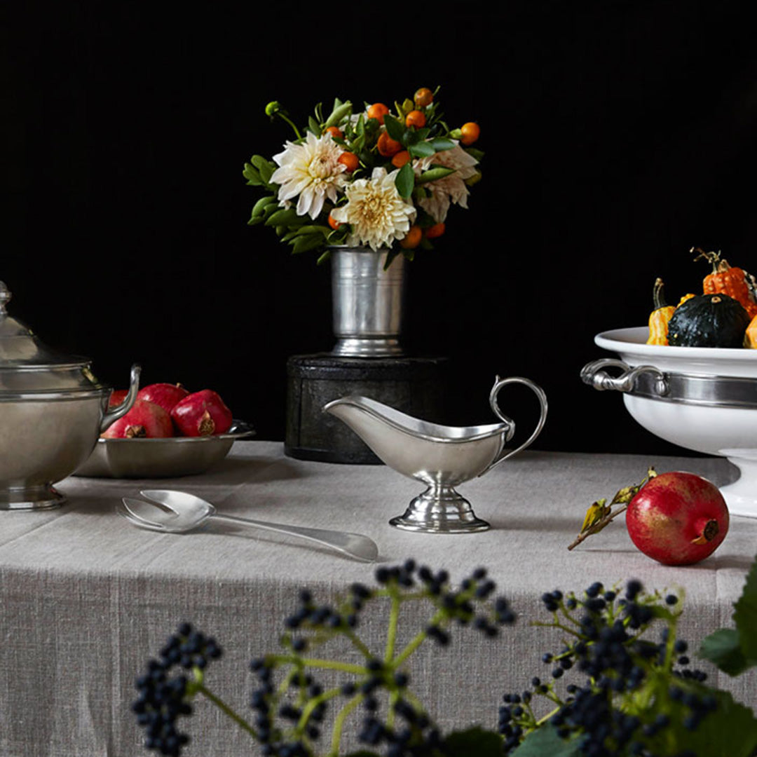 Premium Large Gravy Boat with Elegant Pouring Spout - Perfect for Thanksgiving Dinner, Holiday Meals & Family Gatherings - Durable Ceramic Serving Dish for Sauces & Dressings
