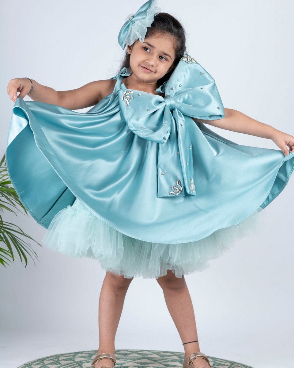 Pre Order: Elegant Bow Straight Dress for Women - Perfect for Weddings, Parties & Formal Events