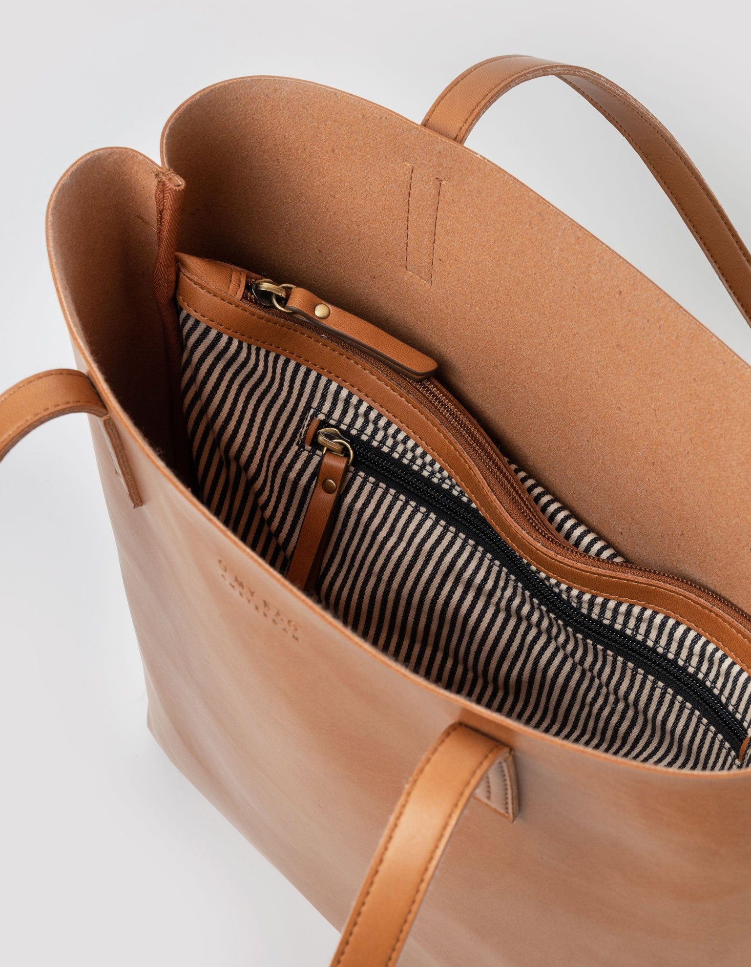Georgia Unisex Vegan Leather Tote Bag - Apple Leather Crossbody Handbag for Women & Men | Brown | Perfect for Work, Travel & Everyday Use